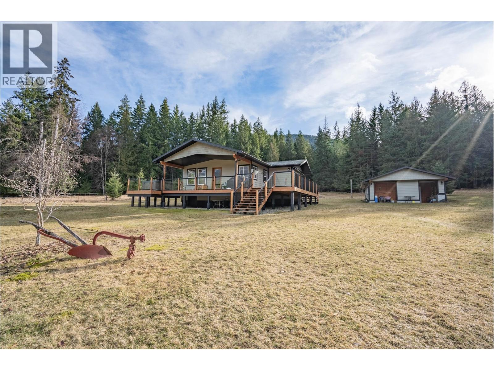 784 Lewis Road, Harrop, British Columbia  V1L 6P7 - Photo 3 - 10380654
