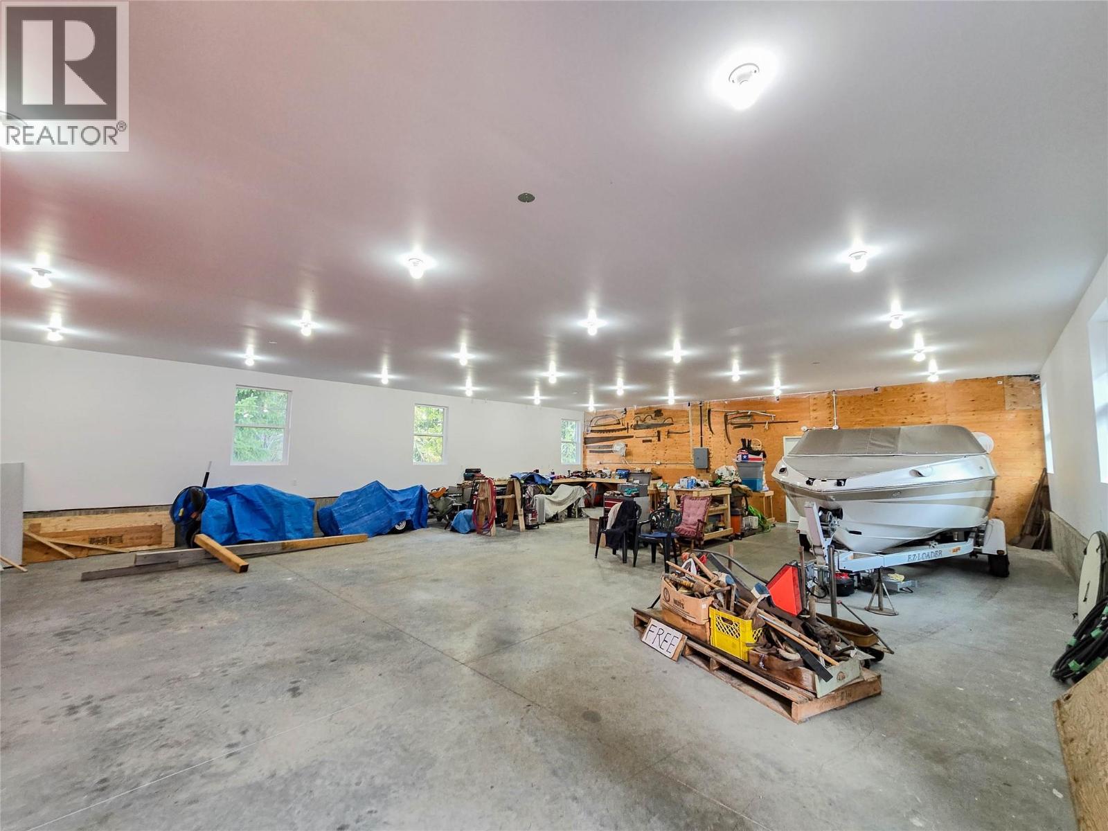784 Lewis Road, Harrop, British Columbia  V1L 6P7 - Photo 38 - 10380654