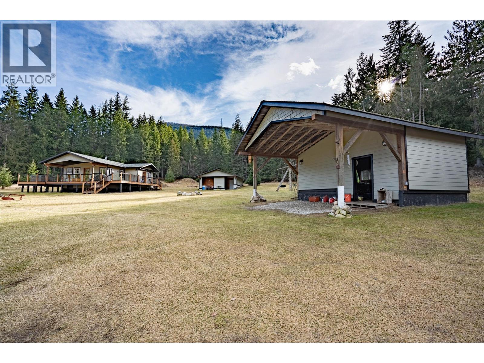 784 Lewis Road, Harrop, British Columbia  V1L 6P7 - Photo 6 - 10380654