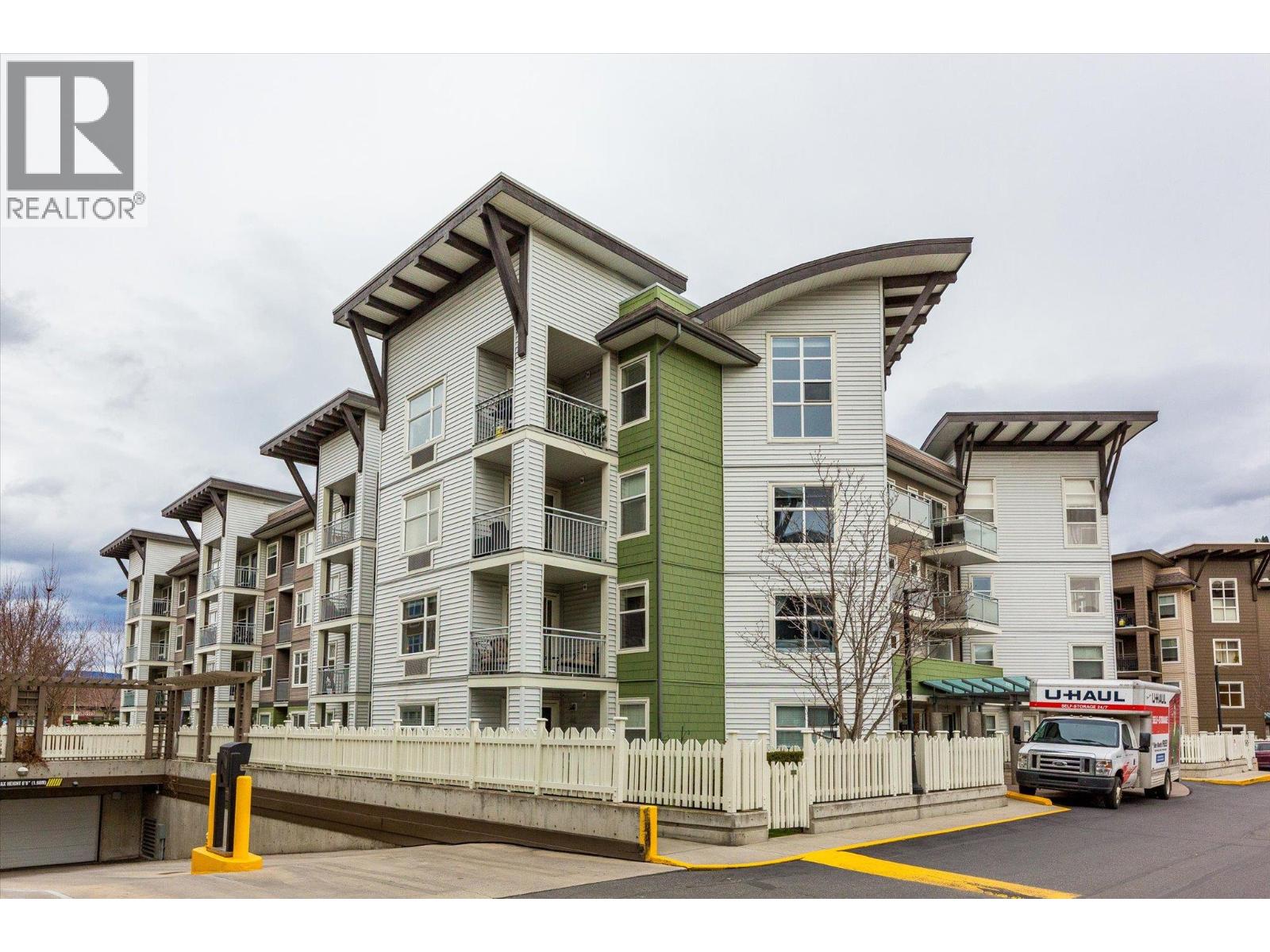 539 Yates Road Unit# 403, Kelowna, British Columbia  V1V 2T8 - Photo 2 - 10378663
