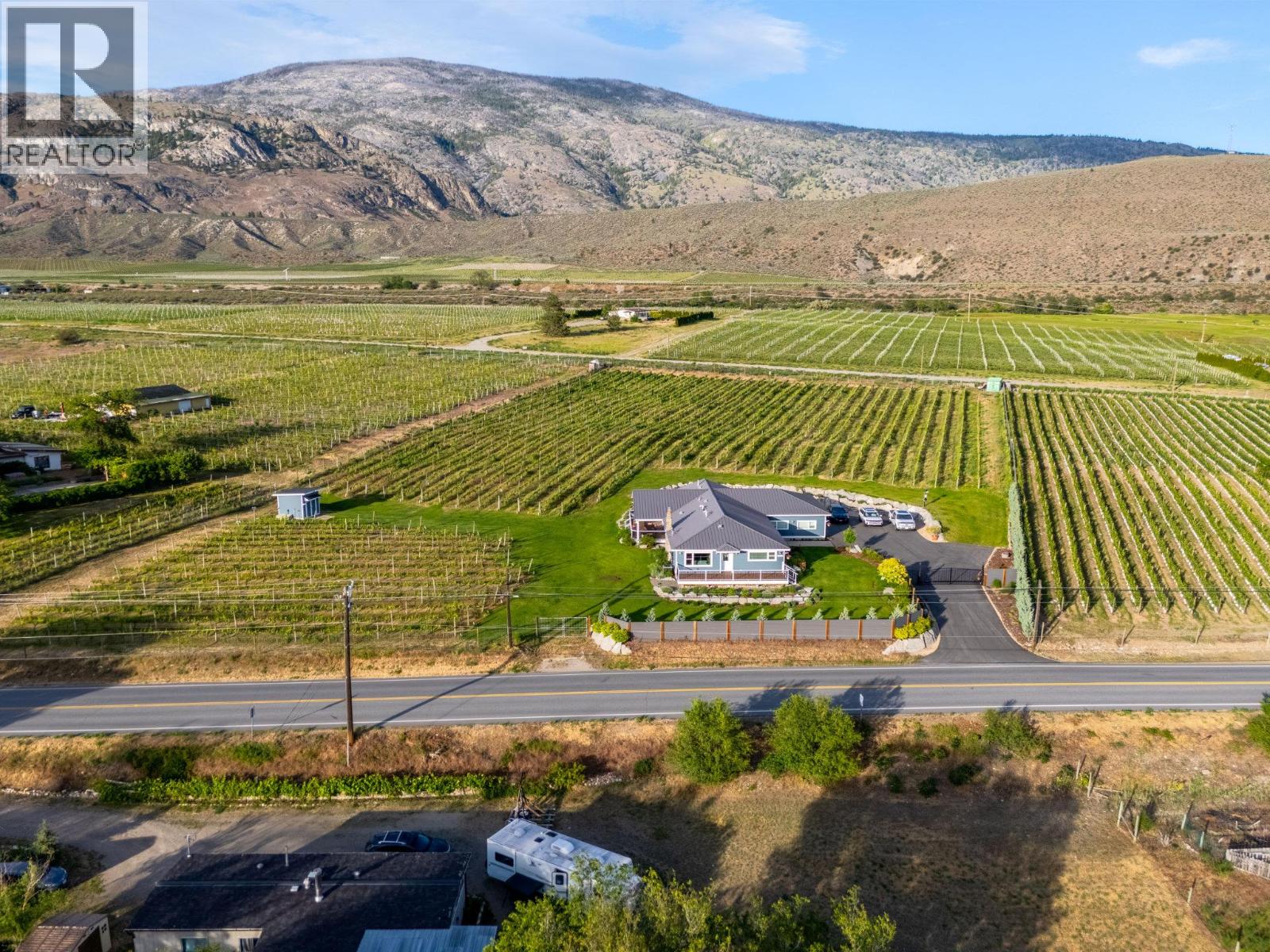 7207 Tucelnuit Drive, Oliver, British Columbia  V0H 1T2 - Photo 3 - 10380151