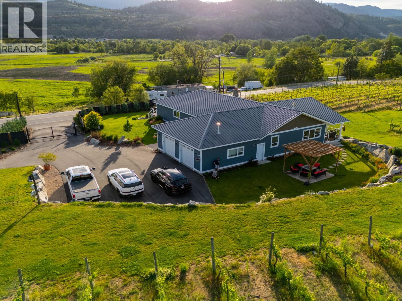 7207 Tucelnuit Drive, Oliver, British Columbia  V0H 1T2 - Photo 4 - 10380151