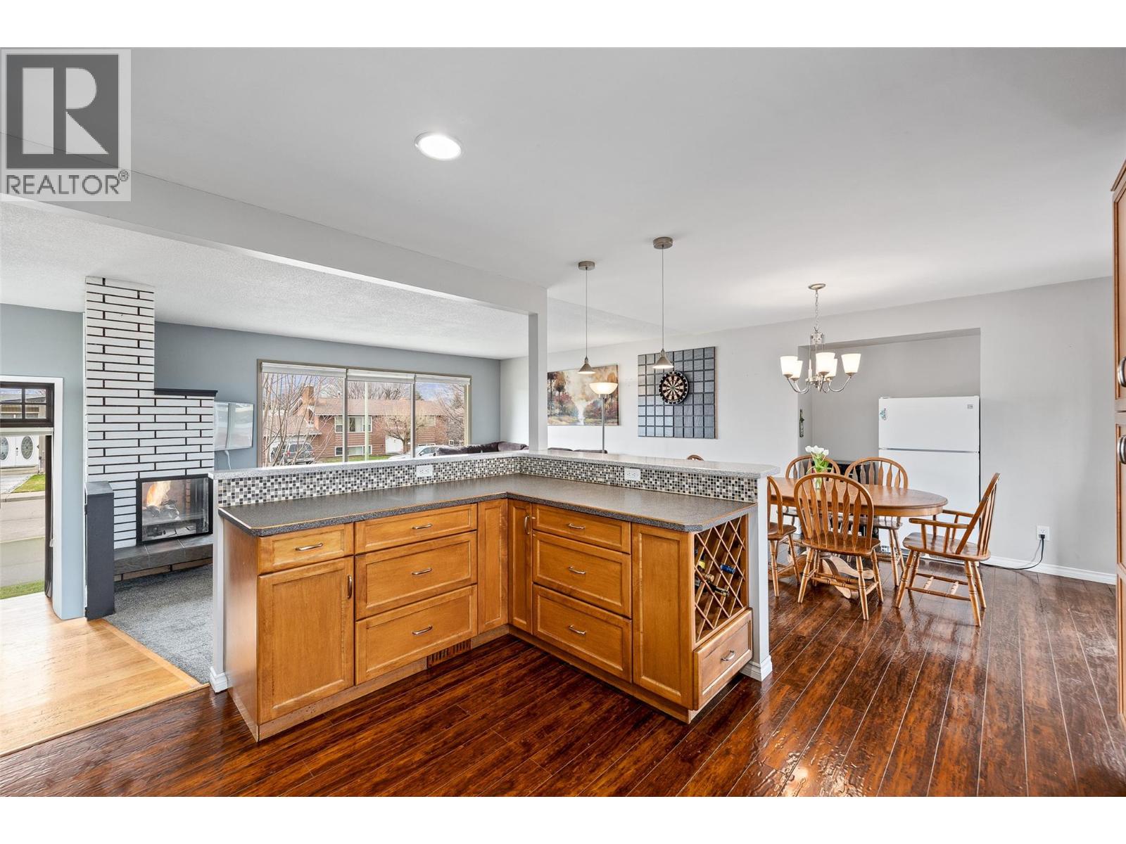 1394 Lombardy Square, Kelowna, British Columbia  V1Y 3S4 - Photo 12 - 10380701