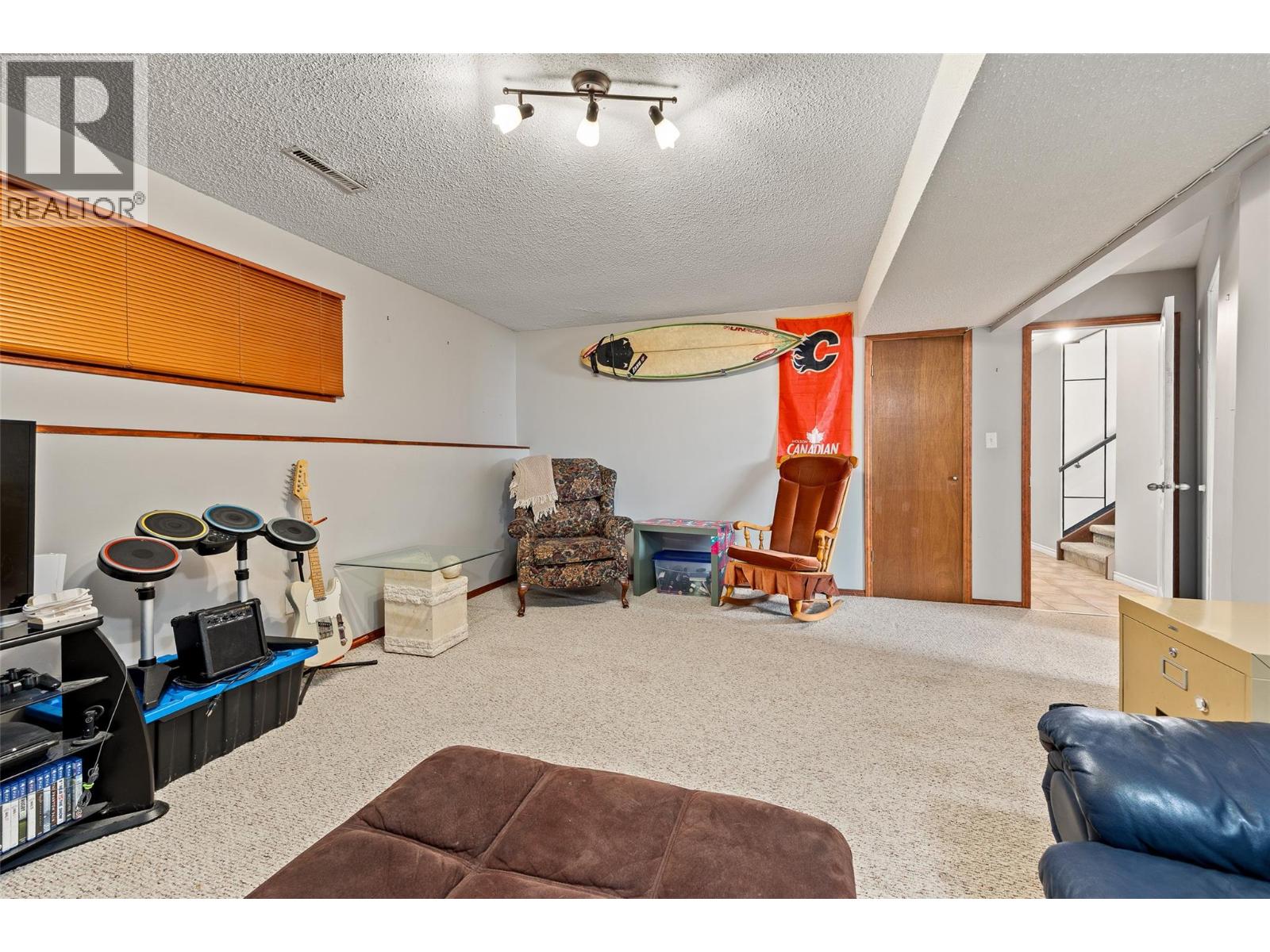 1394 Lombardy Square, Kelowna, British Columbia  V1Y 3S4 - Photo 22 - 10380701
