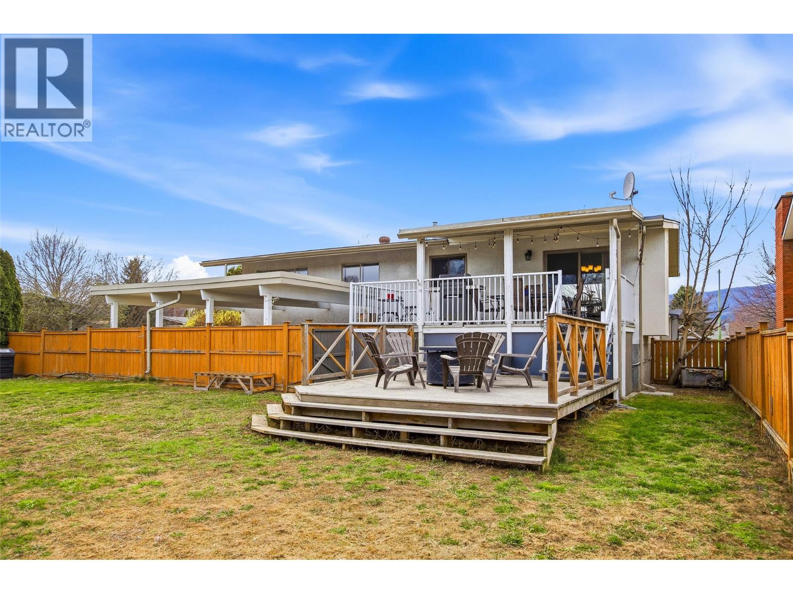1394 Lombardy Square, Kelowna, British Columbia  V1Y 3S4 - Photo 29 - 10380701