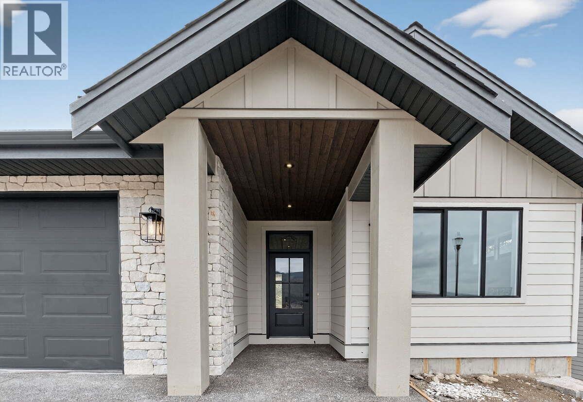 2125 Montenegro Drive, kelowna, British Columbia
