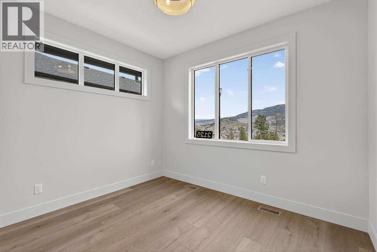 2125 Montenegro Drive, Kelowna, British Columbia  V1P 0B2 - Photo 15 - 10380778