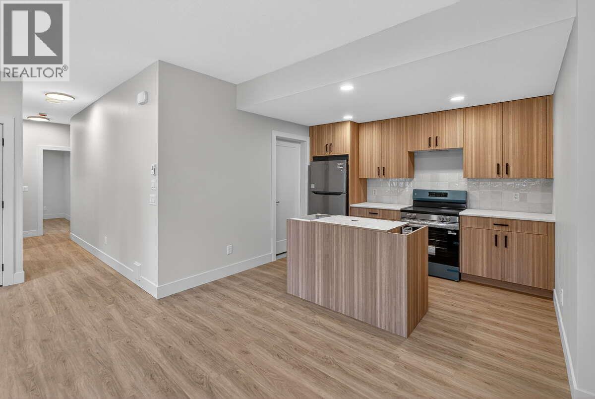 2125 Montenegro Drive, Kelowna, British Columbia  V1P 0B2 - Photo 23 - 10380778
