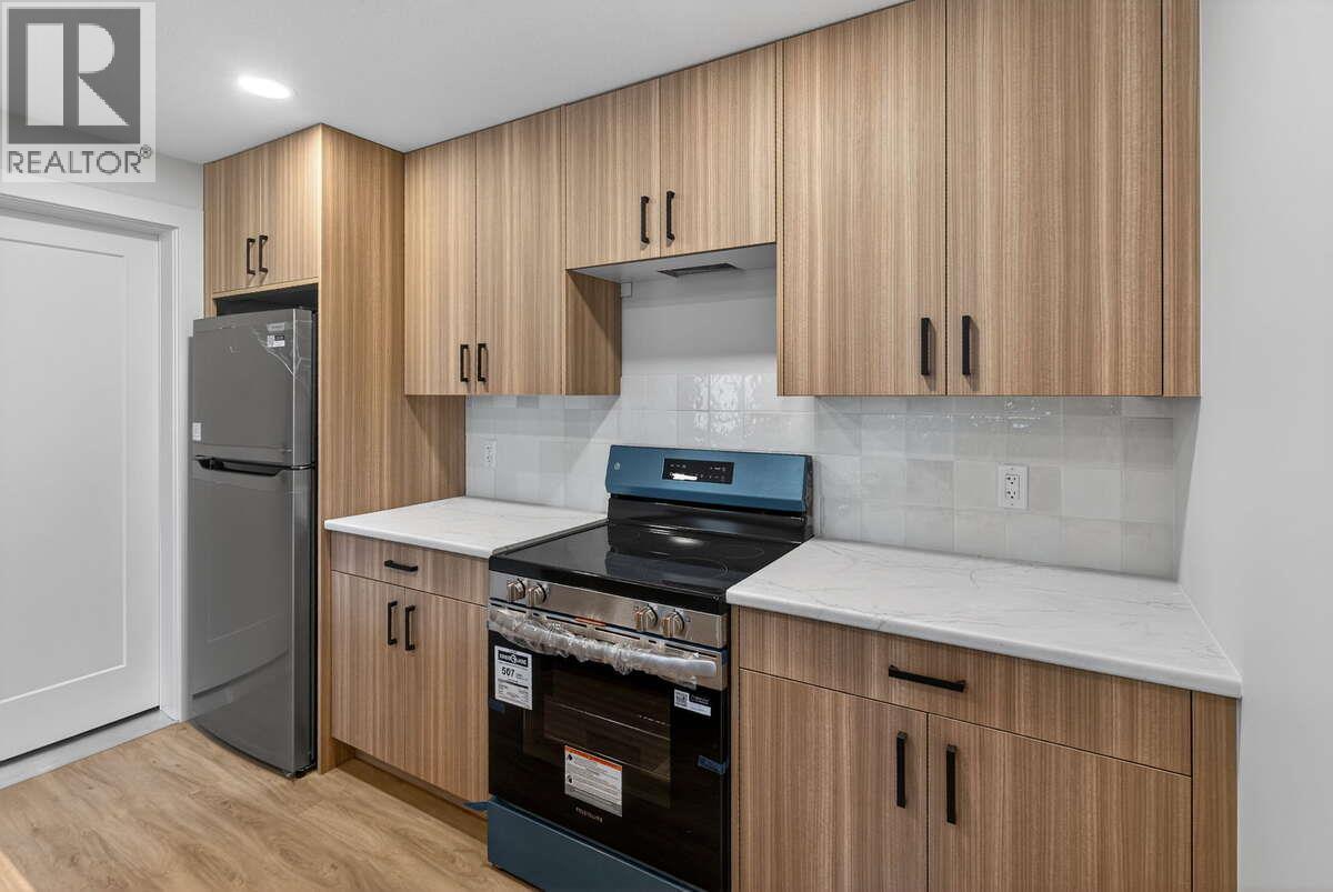 2125 Montenegro Drive, Kelowna, British Columbia  V1P 0B2 - Photo 24 - 10380778
