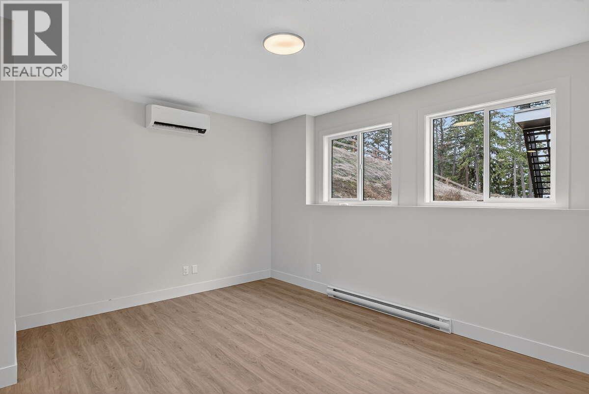 2125 Montenegro Drive, Kelowna, British Columbia  V1P 0B2 - Photo 25 - 10380778