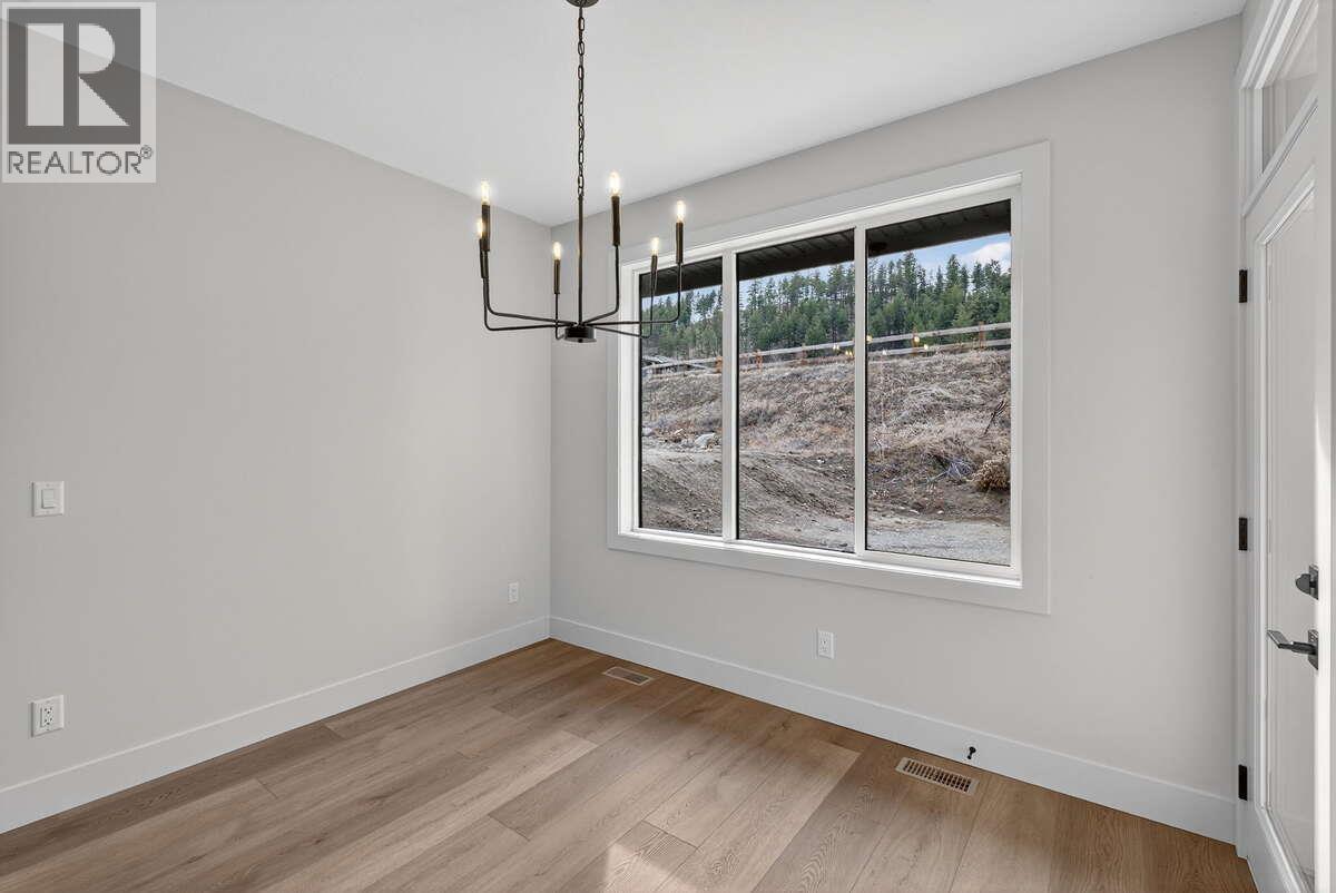 2125 Montenegro Drive, Kelowna, British Columbia  V1P 0B2 - Photo 9 - 10380778
