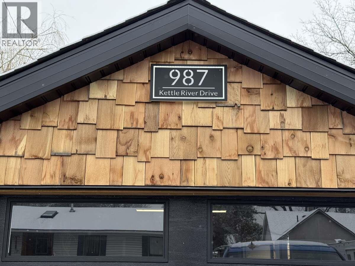 987 Kettle River Drive, Grand Forks, British Columbia  V0H 1H0 - Photo 35 - 10380784