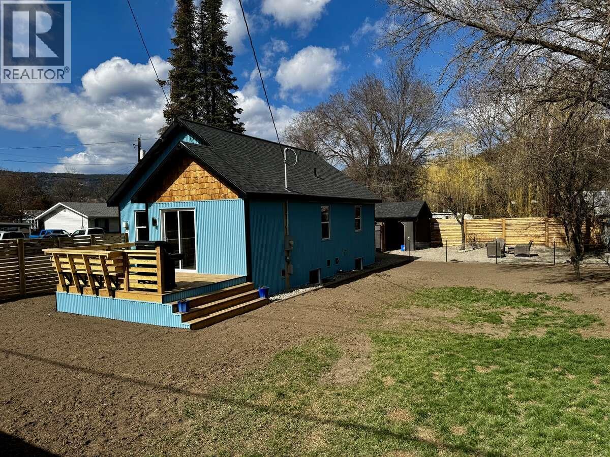 987 Kettle River Drive, Grand Forks, British Columbia  V0H 1H0 - Photo 4 - 10380784