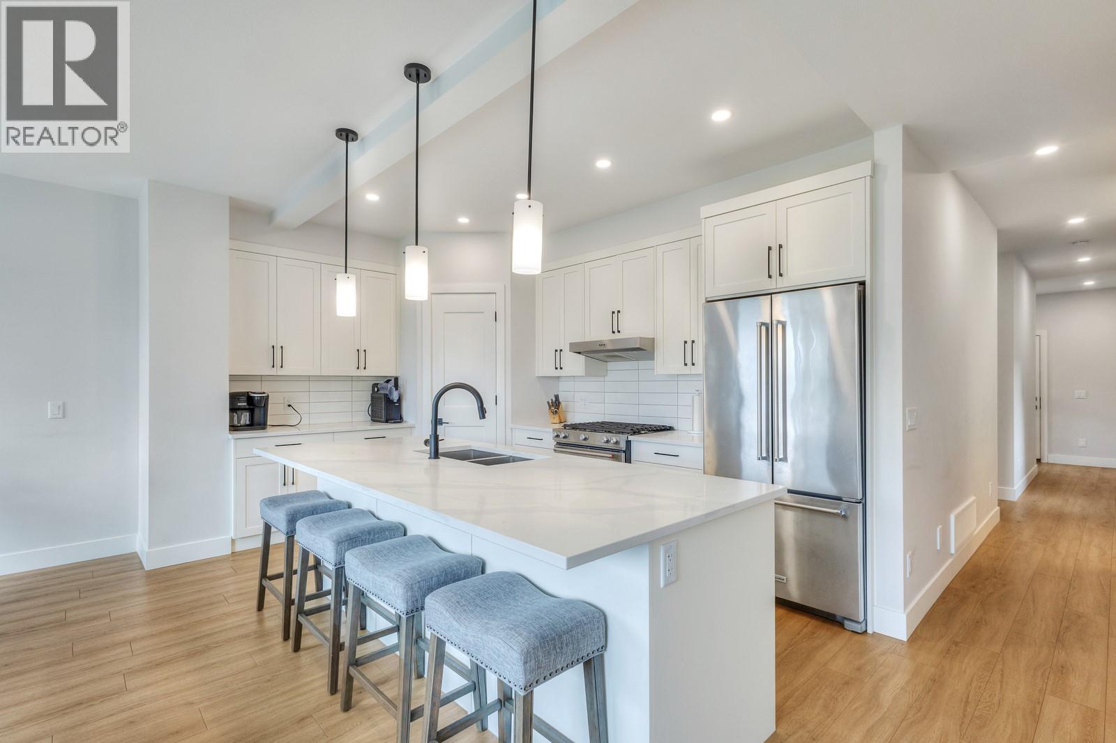 1865 Viewpoint Crescent, West Kelowna, British Columbia  V1Z 4E1 - Photo 3 - 10380462