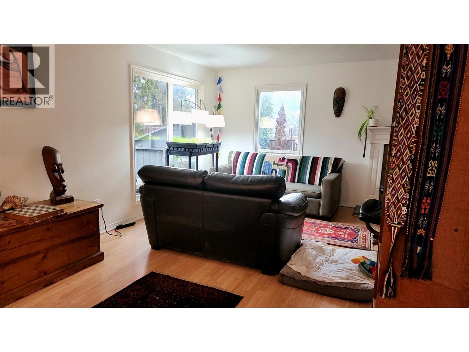 1010 Gilker Street, Nelson, British Columbia  V1L 5V4 - Photo 11 - 10380423