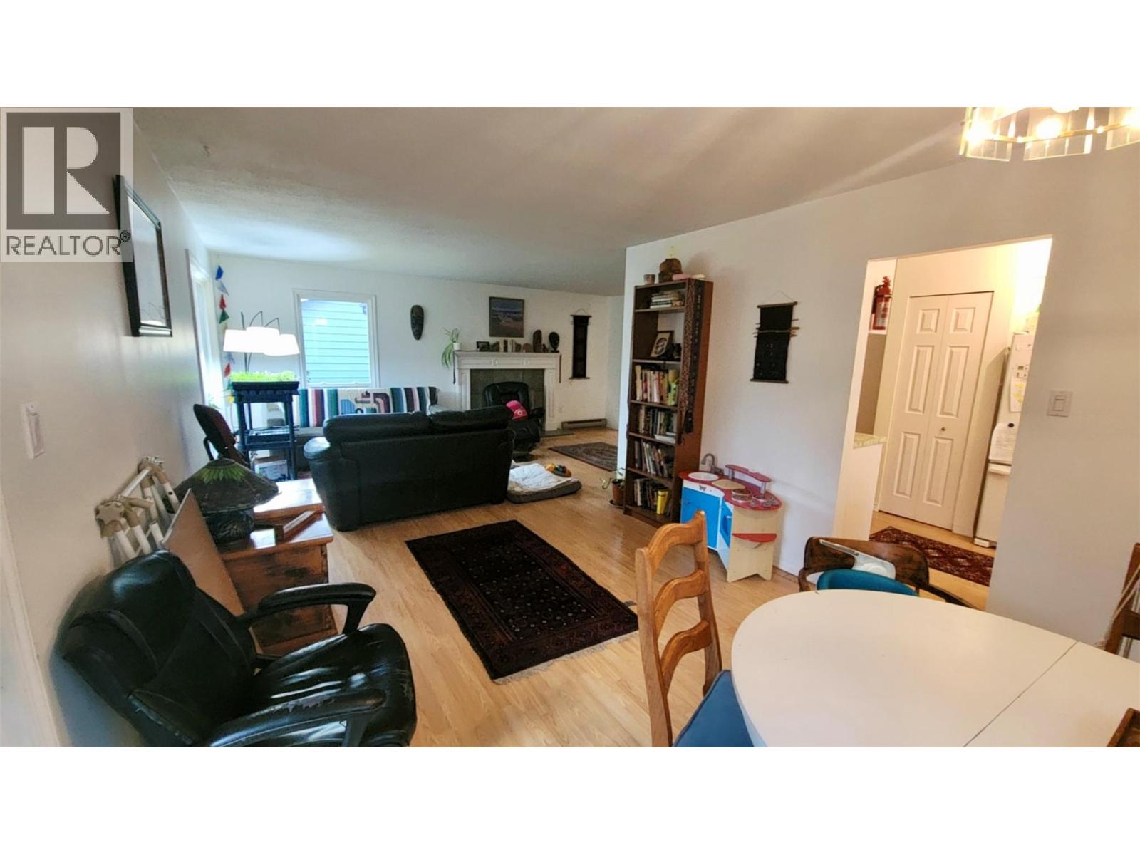 1010 Gilker Street, Nelson, British Columbia  V1L 5V4 - Photo 13 - 10380423