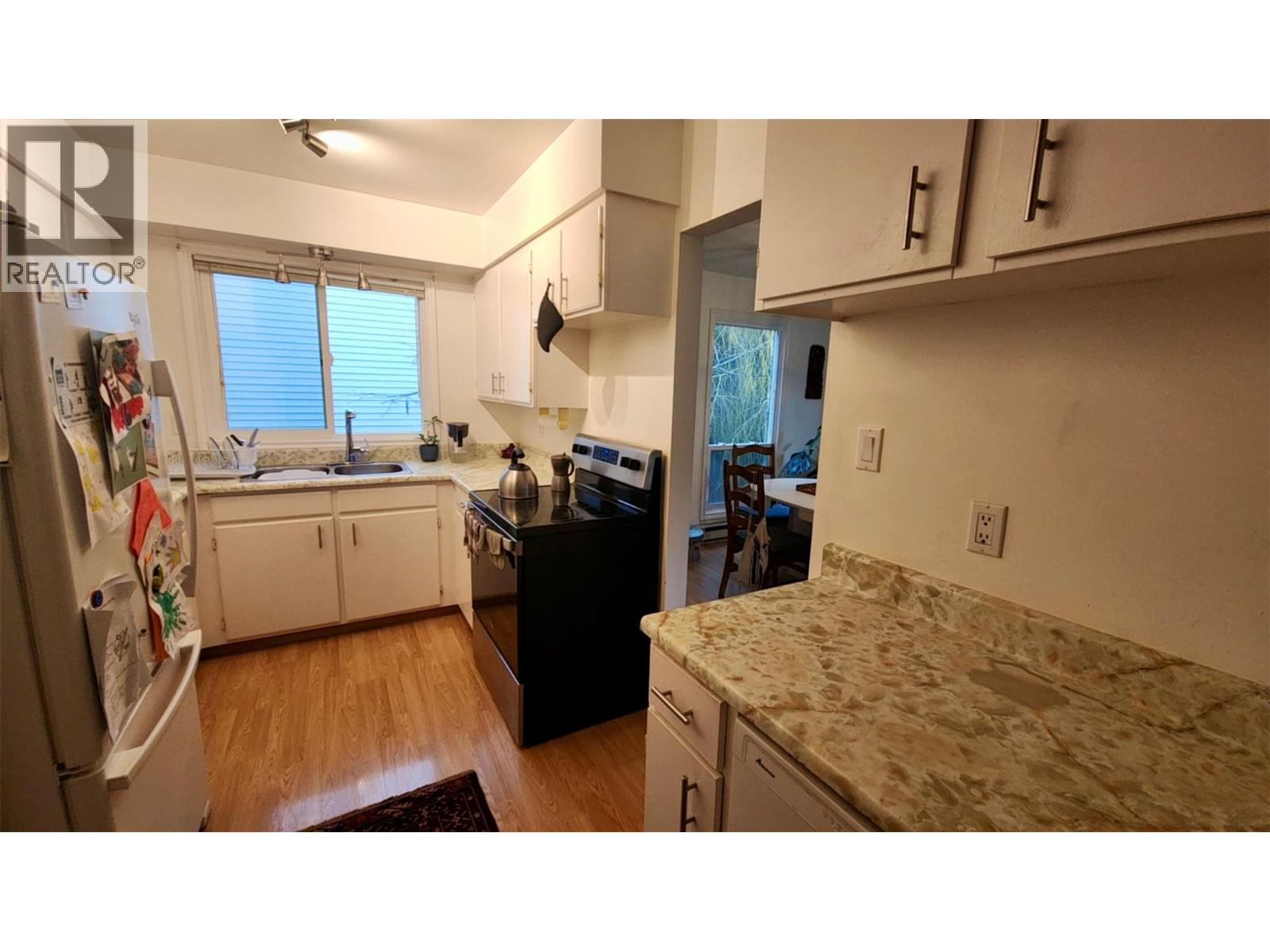 1010 Gilker Street, Nelson, British Columbia  V1L 5V4 - Photo 18 - 10380423
