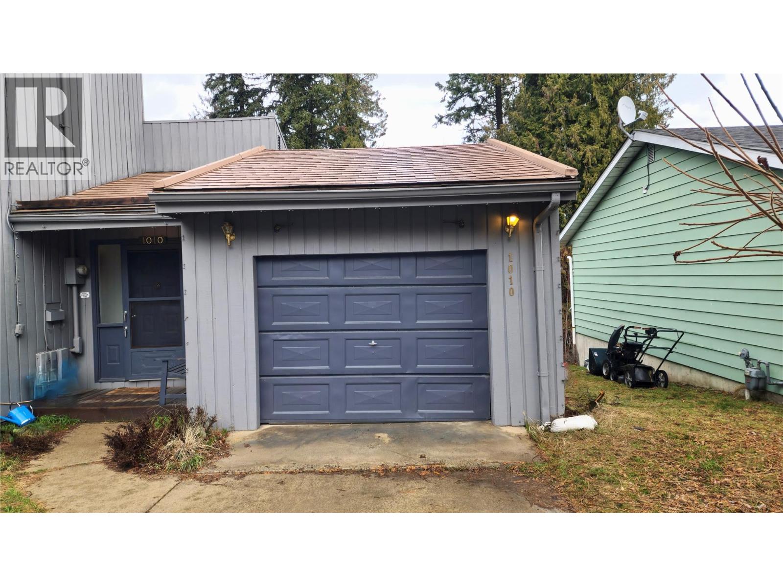 1010 Gilker Street, Nelson, British Columbia  V1L 5V4 - Photo 3 - 10380423