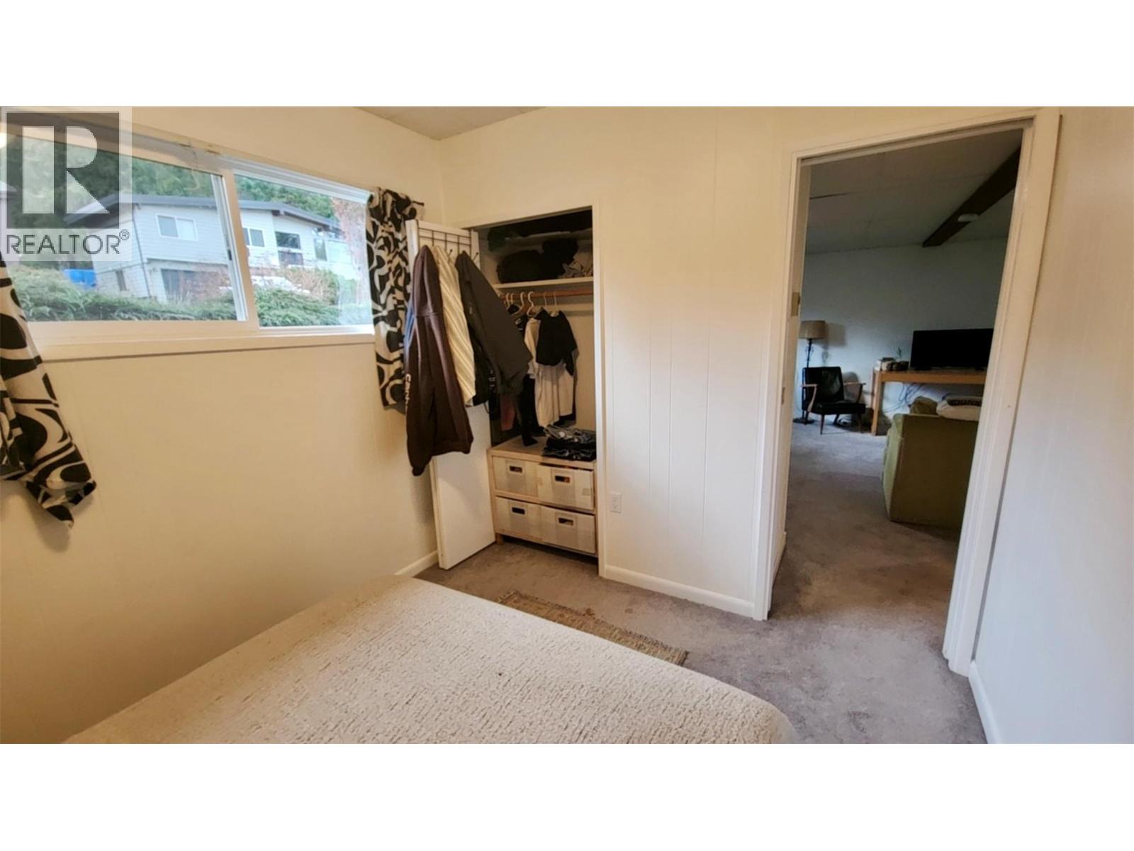 1010 Gilker Street, Nelson, British Columbia  V1L 5V4 - Photo 37 - 10380423