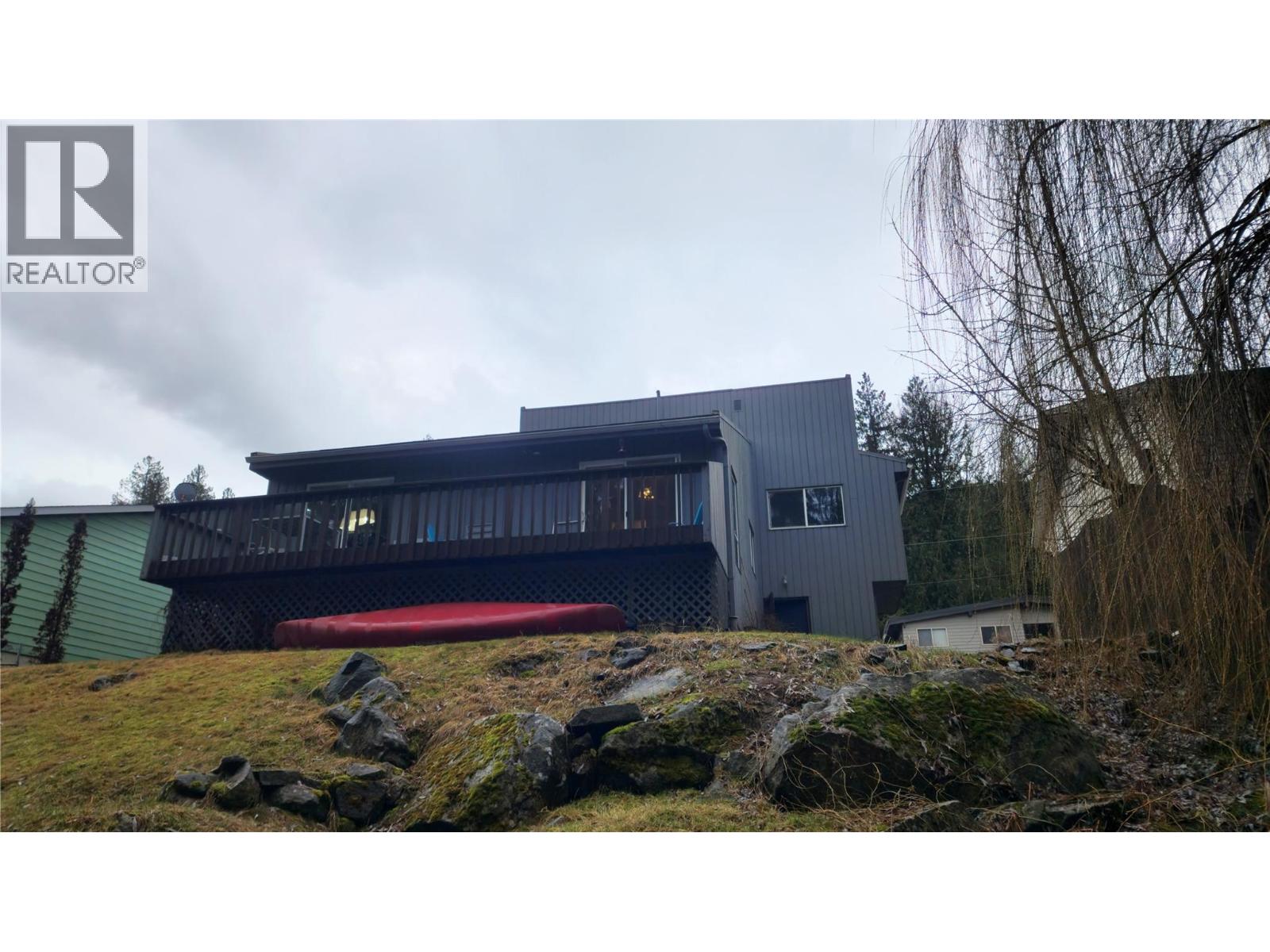 1010 Gilker Street, Nelson, British Columbia  V1L 5V4 - Photo 46 - 10380423