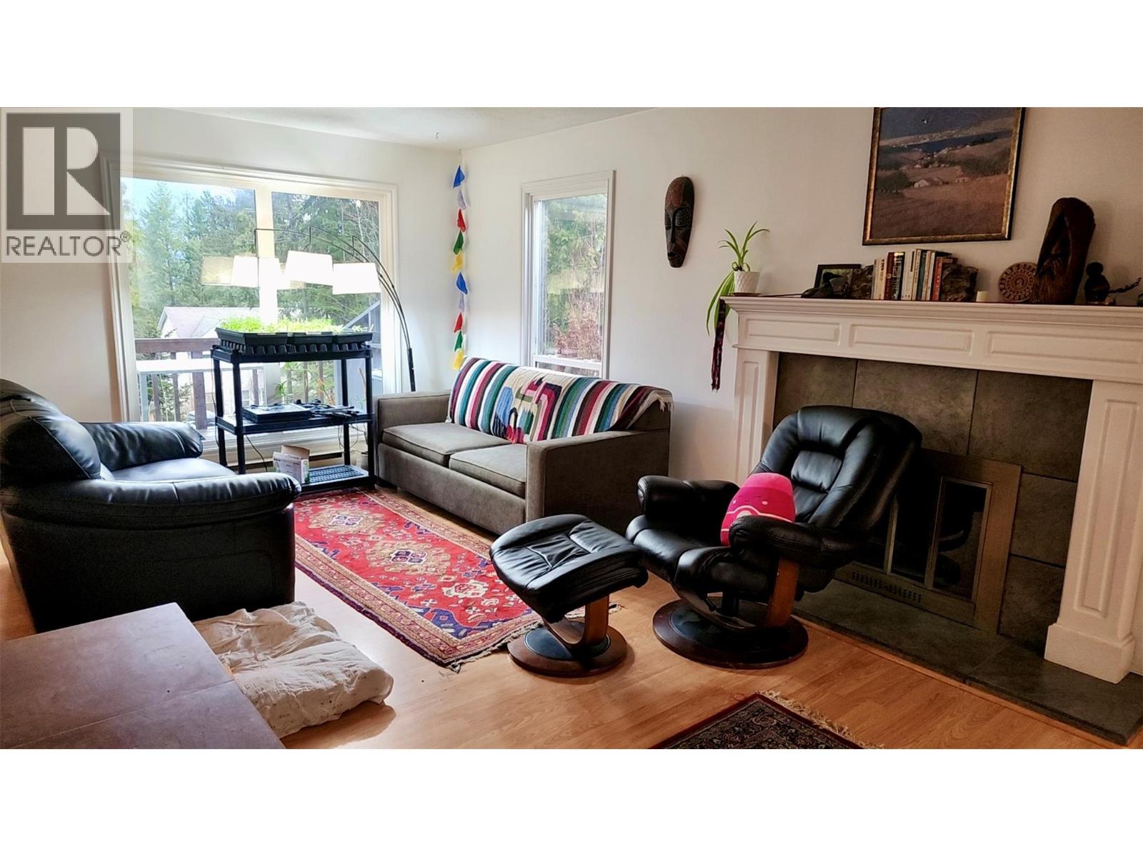 1010 Gilker Street, Nelson, British Columbia  V1L 5V4 - Photo 8 - 10380423