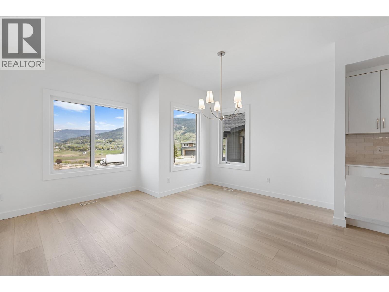 442 Arrowleaf Rise, Coldstream, British Columbia  V1B 2M4 - Photo 13 - 10380743