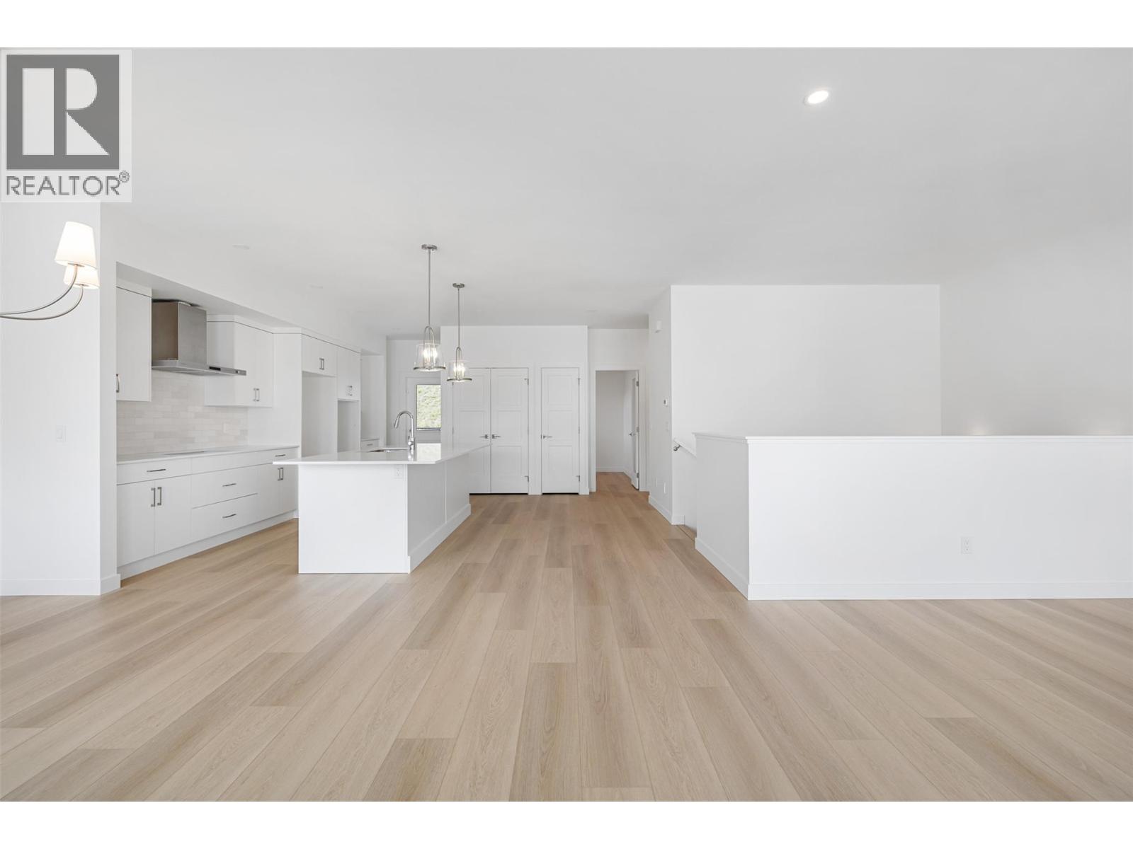 442 Arrowleaf Rise, Coldstream, British Columbia  V1B 2M4 - Photo 15 - 10380743