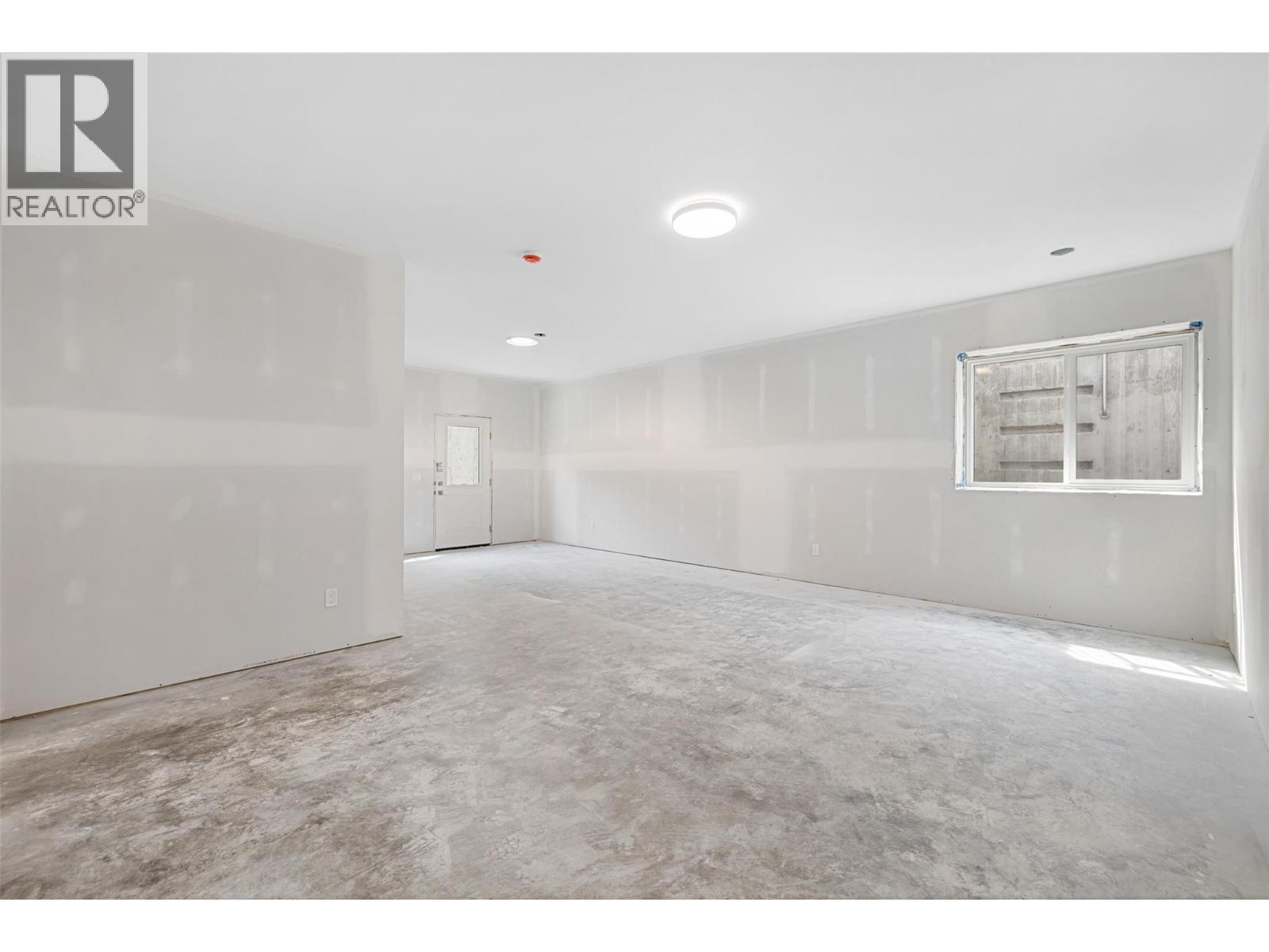 442 Arrowleaf Rise, Coldstream, British Columbia  V1B 2M4 - Photo 37 - 10380743