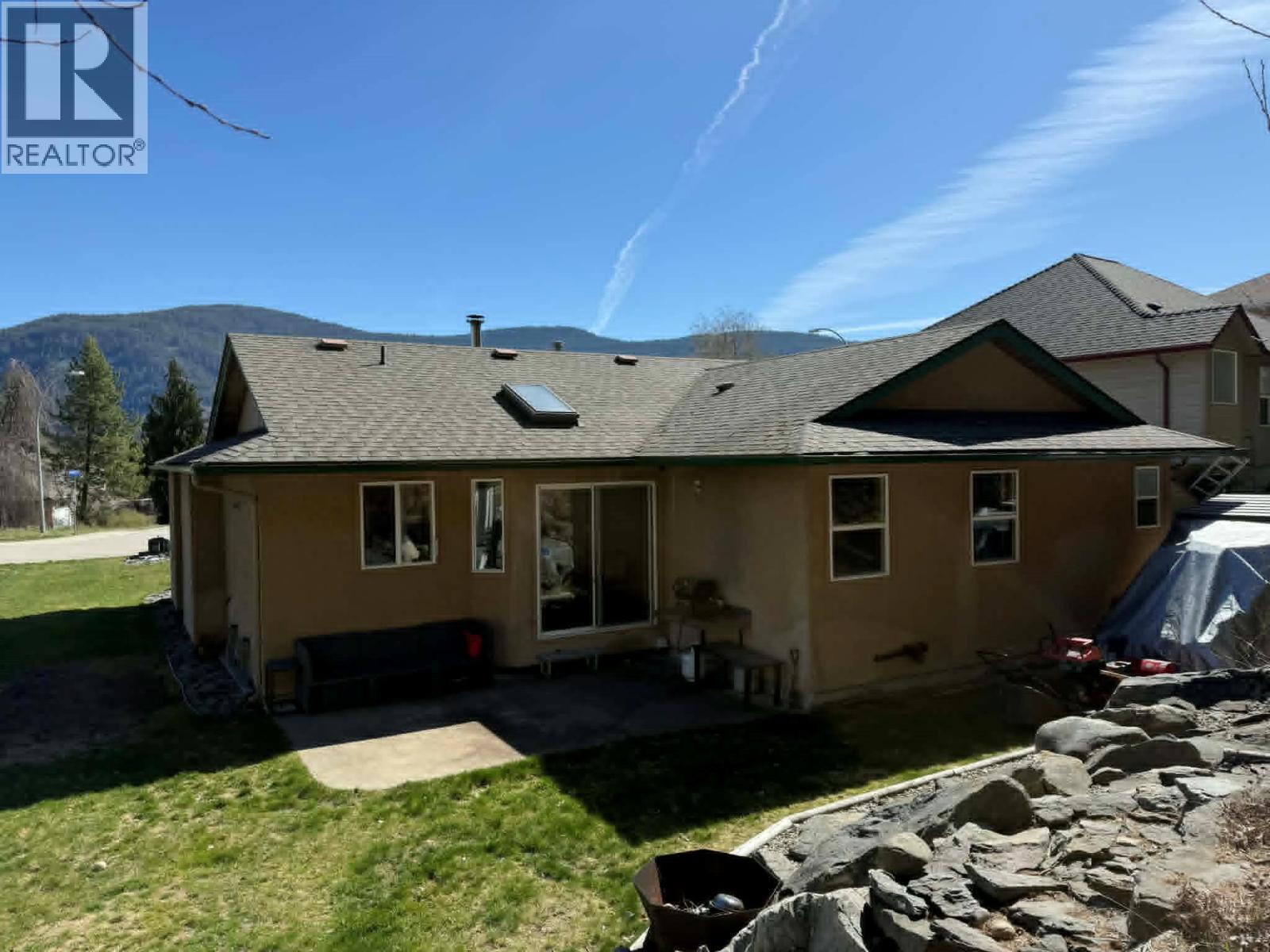 3320 14th Avenue, Castlegar, British Columbia  V1N 4G1 - Photo 33 - 10380618