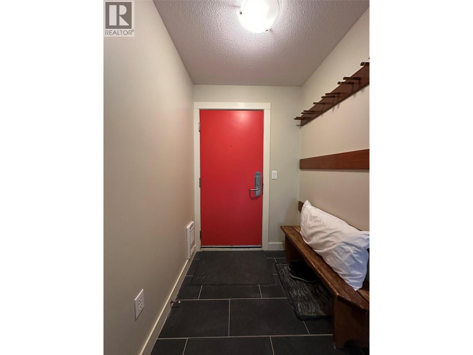 2049 Summit Drive Unit# 413b, Panorama, British Columbia  V0A 1T0 - Photo 11 - 10380799