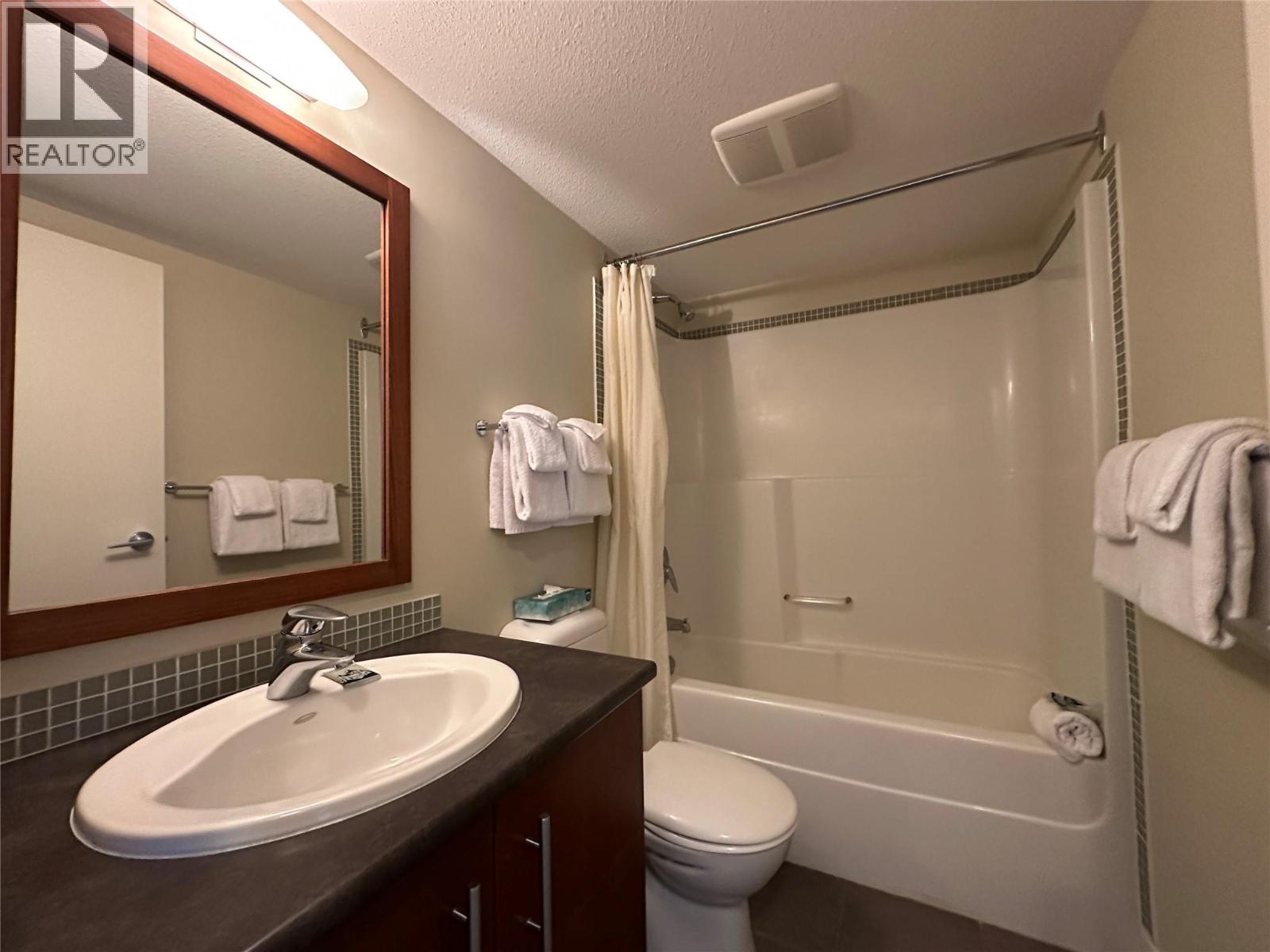 2049 Summit Drive Unit# 413b, Panorama, British Columbia  V0A 1T0 - Photo 16 - 10380799