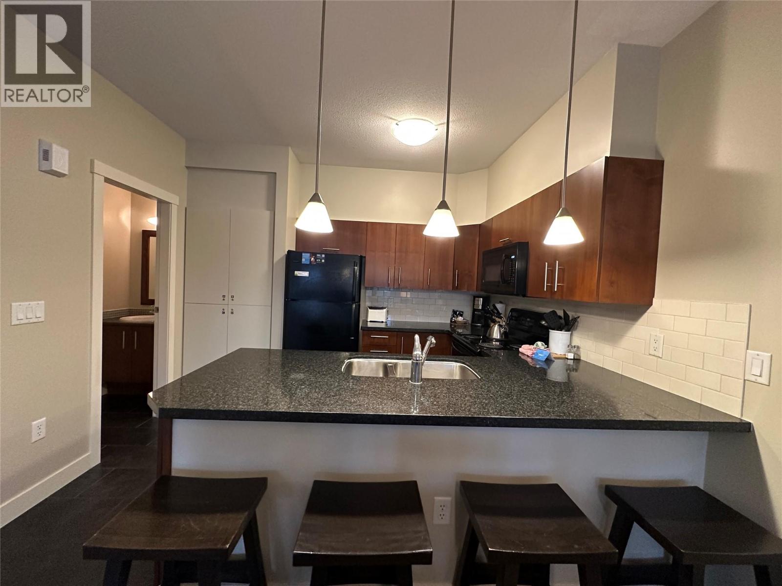 2049 Summit Drive Unit# 413b, Panorama, British Columbia  V0A 1T0 - Photo 2 - 10380799