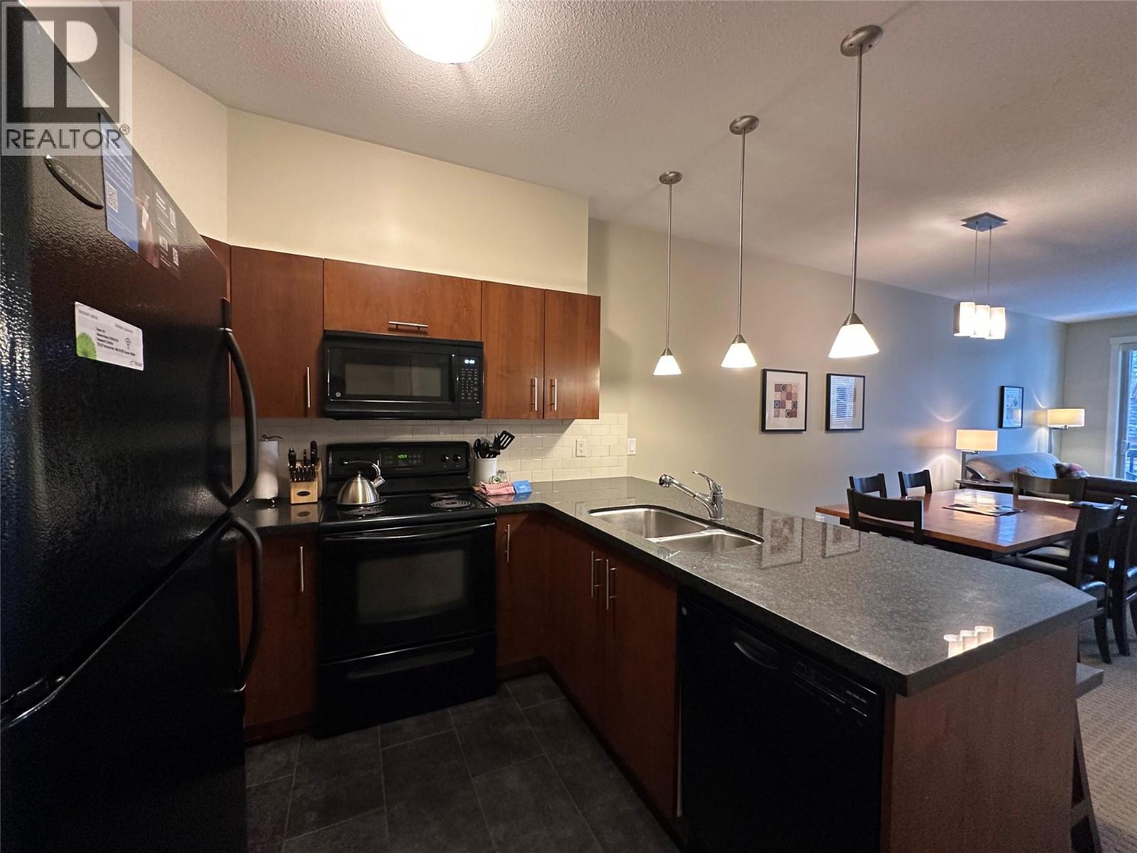 2049 Summit Drive Unit# 413b, Panorama, British Columbia  V0A 1T0 - Photo 3 - 10380799
