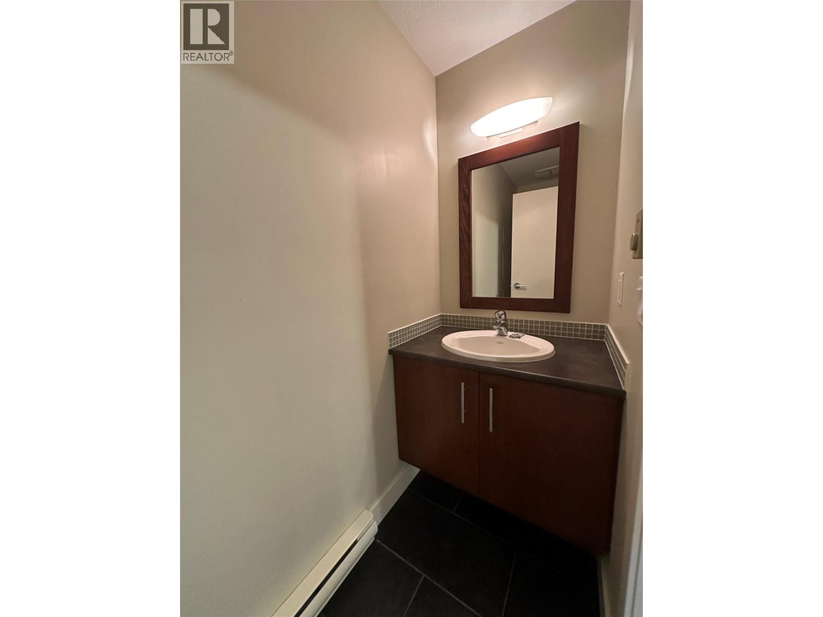 2049 Summit Drive Unit# 413b, Panorama, British Columbia  V0A 1T0 - Photo 9 - 10380799