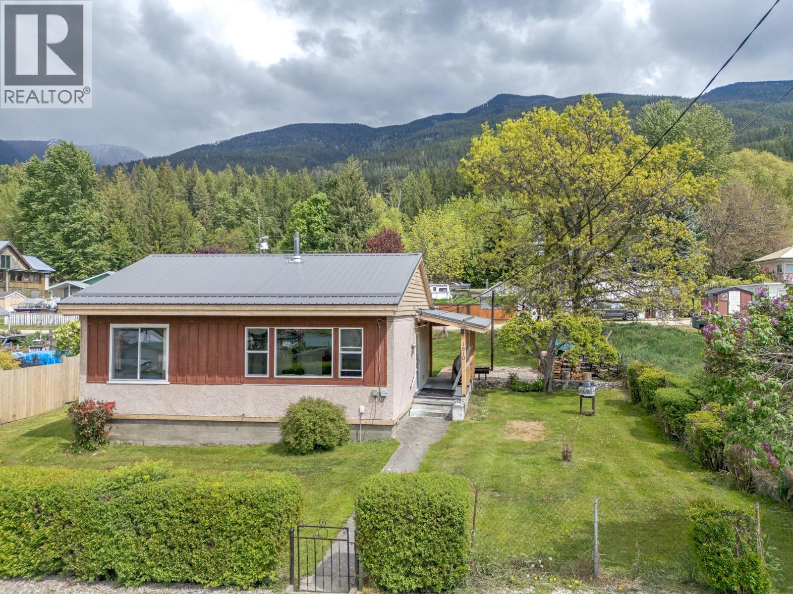 1610 Eastman Avenue, Riondel, British Columbia  V0B 2B0 - Photo 23 - 10380830