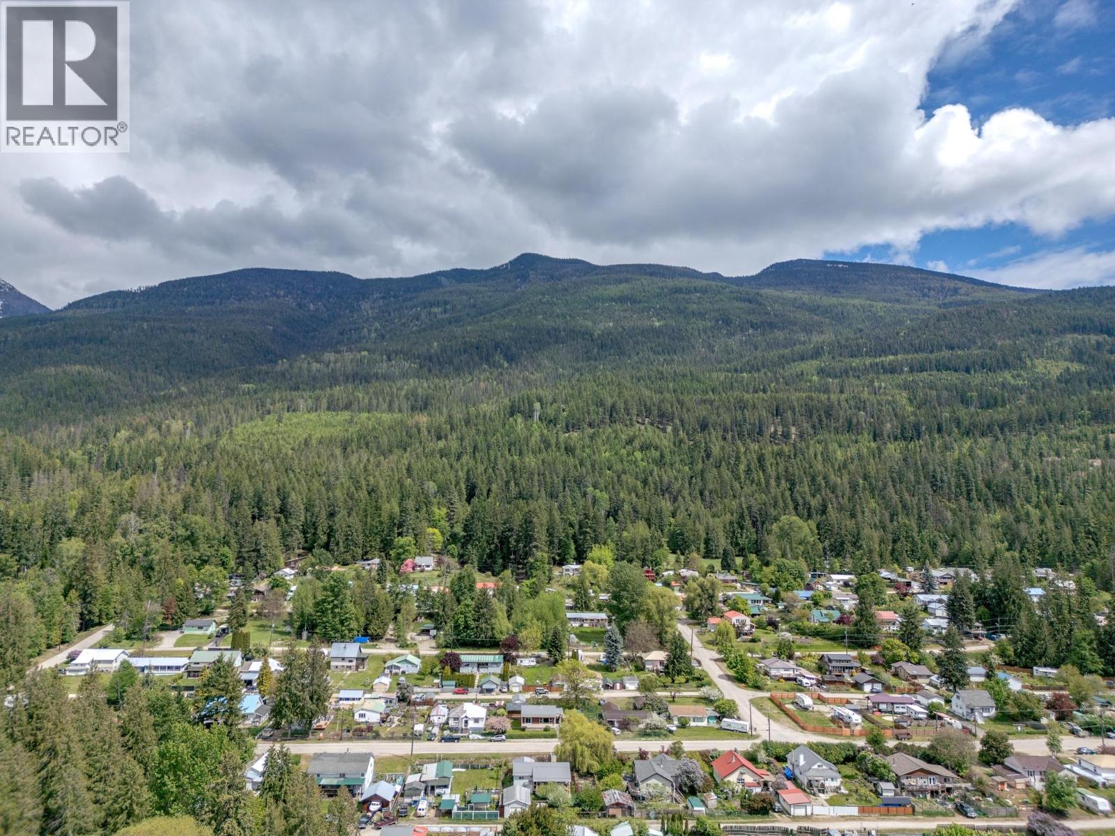 1610 Eastman Avenue, Riondel, British Columbia  V0B 2B0 - Photo 26 - 10380830
