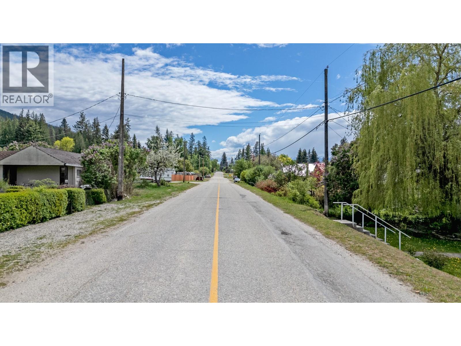 1610 Eastman Avenue, Riondel, British Columbia  V0B 2B0 - Photo 33 - 10380830