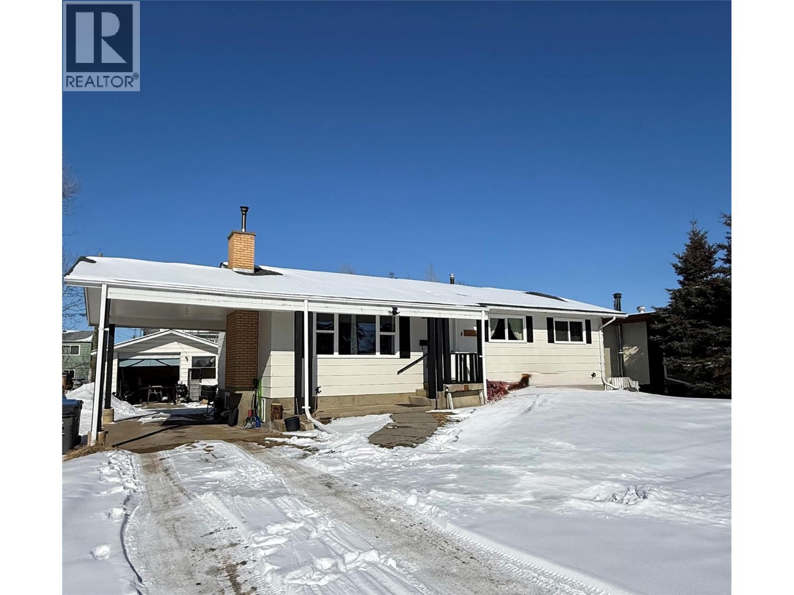 1920 108 Avenue, dawson creek, British Columbia