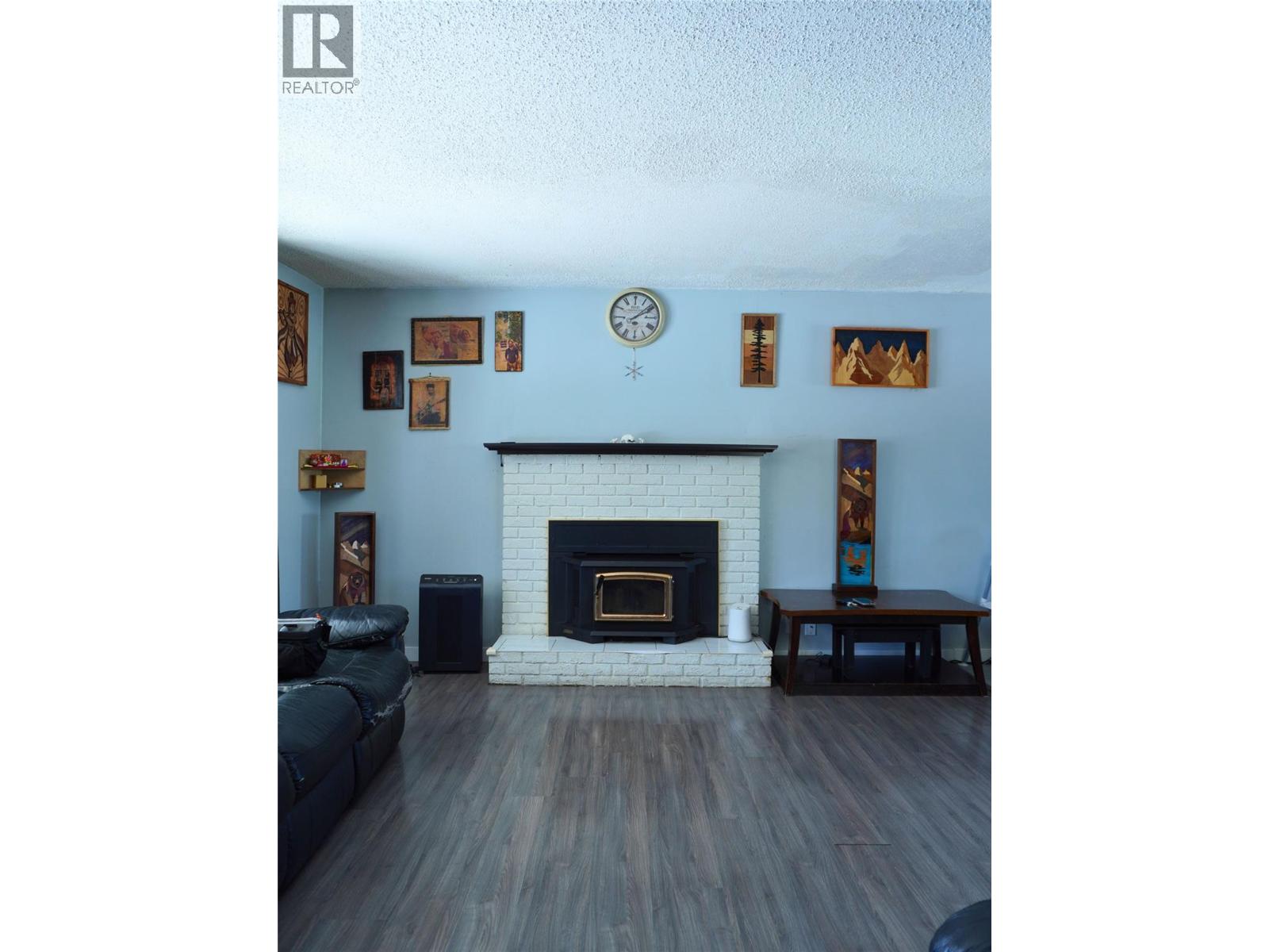 1920 108 Avenue, Dawson Creek, British Columbia  V1G 2T8 - Photo 2 - 10380733