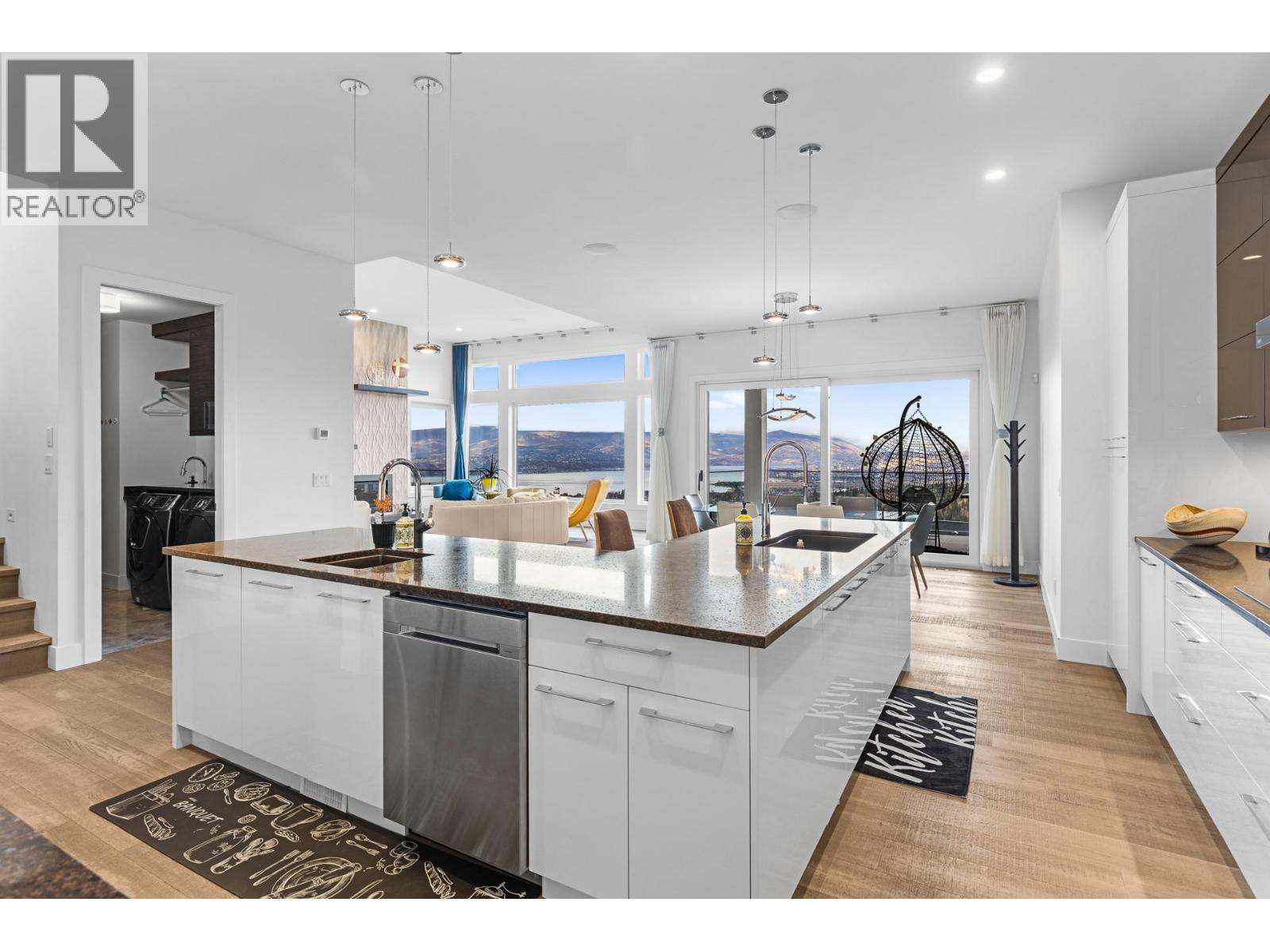 1068 Clarance Avenue, Kelowna, British Columbia  V1W 5M6 - Photo 14 - 10378386