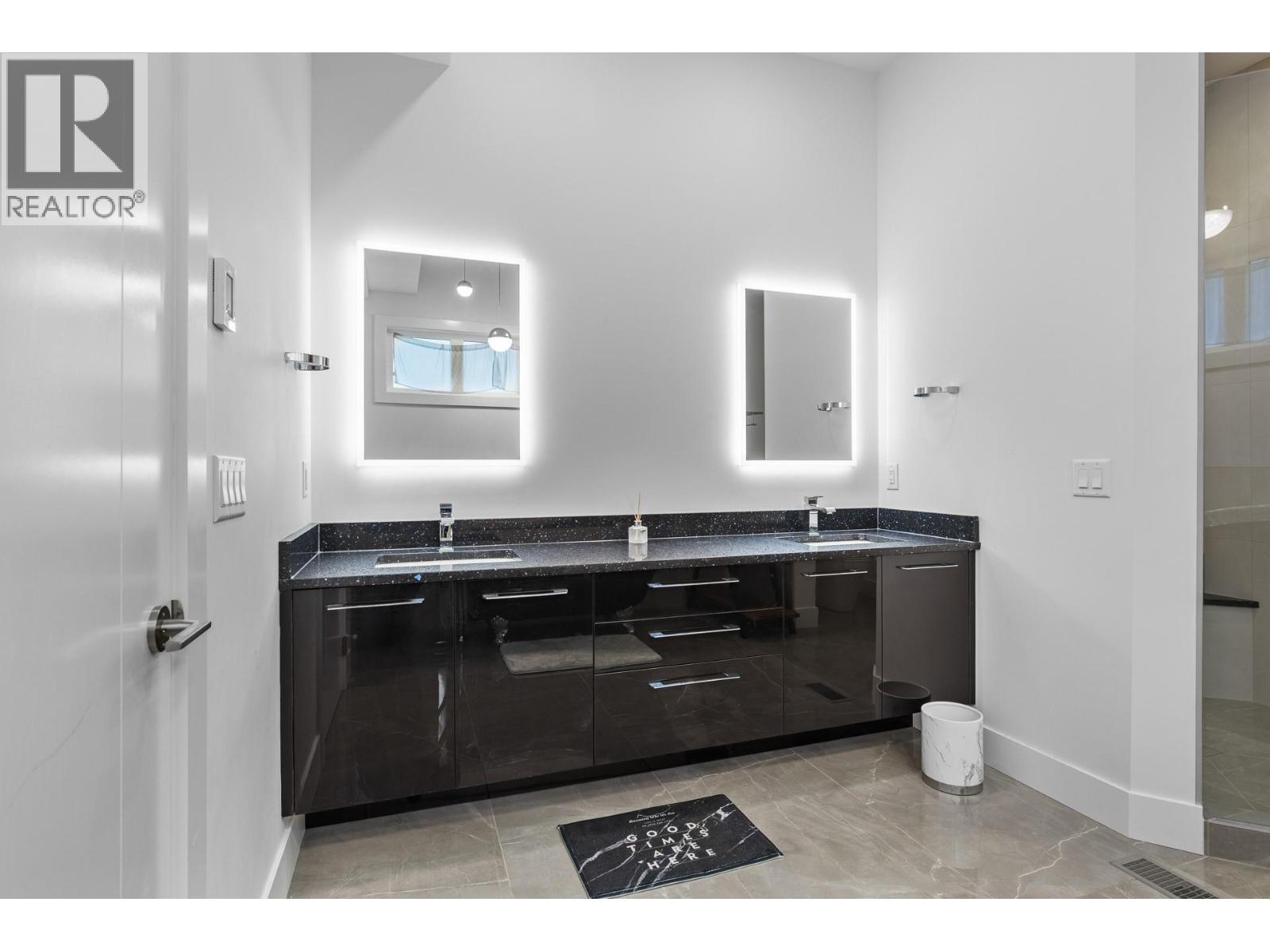1068 Clarance Avenue, Kelowna, British Columbia  V1W 5M6 - Photo 28 - 10378386