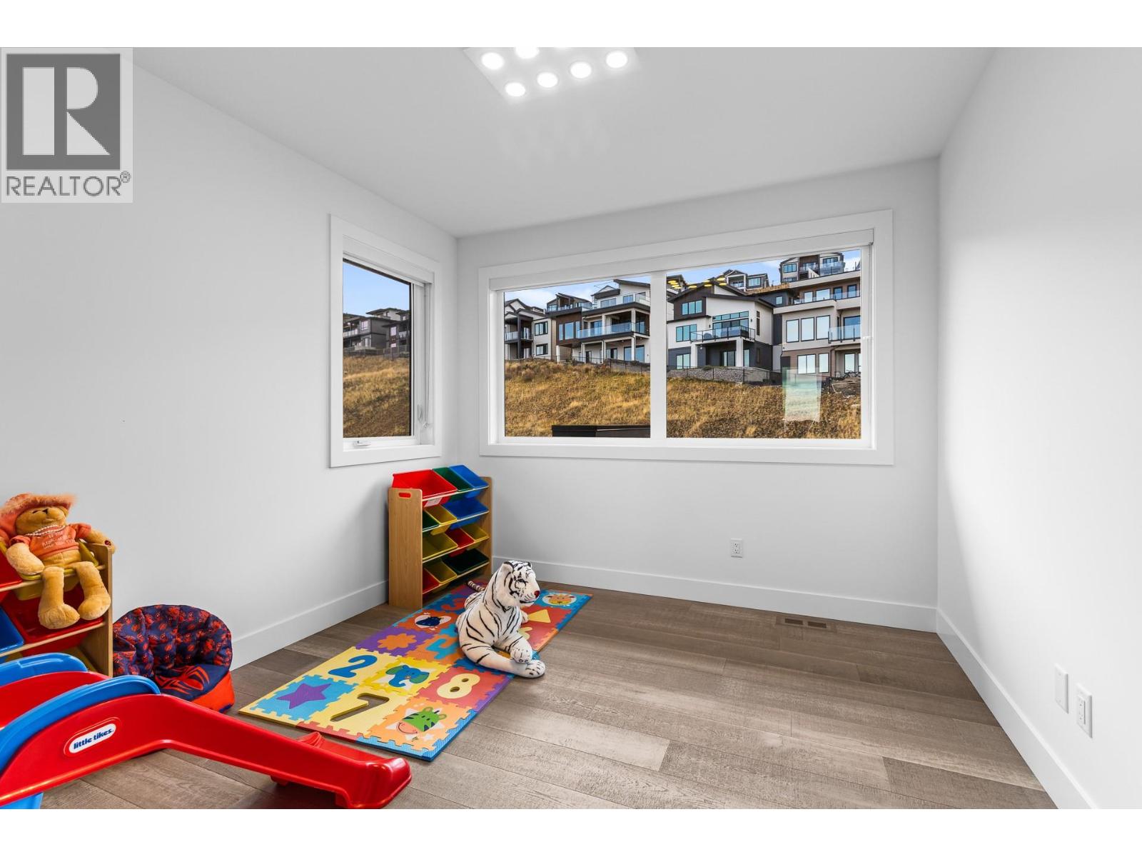 1068 Clarance Avenue, Kelowna, British Columbia  V1W 5M6 - Photo 34 - 10378386