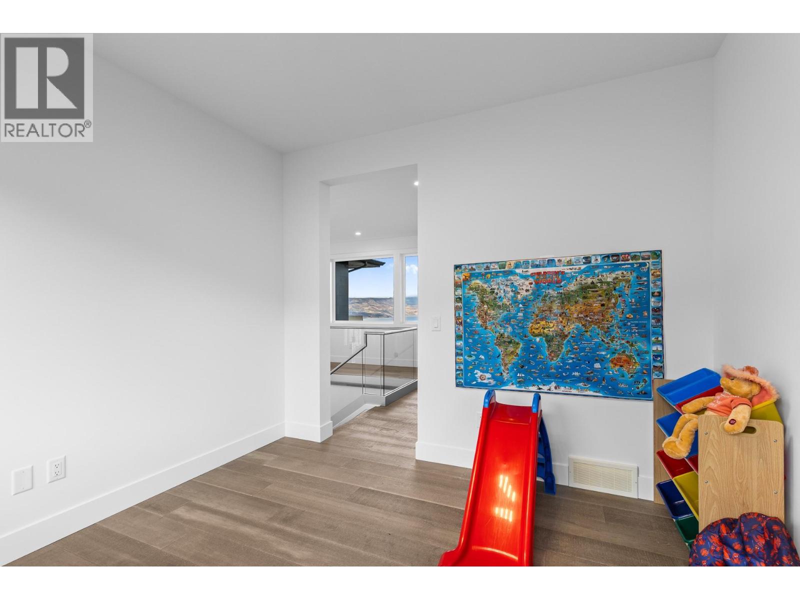 1068 Clarance Avenue, Kelowna, British Columbia  V1W 5M6 - Photo 35 - 10378386