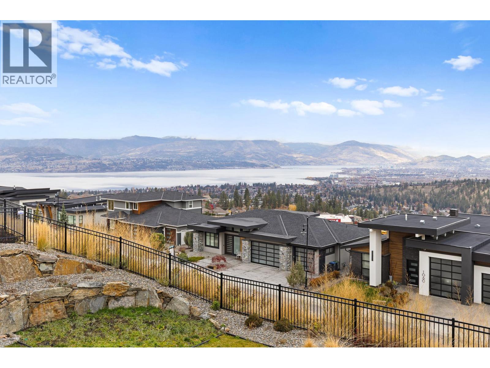 1068 Clarance Avenue, Kelowna, British Columbia  V1W 5M6 - Photo 4 - 10378386