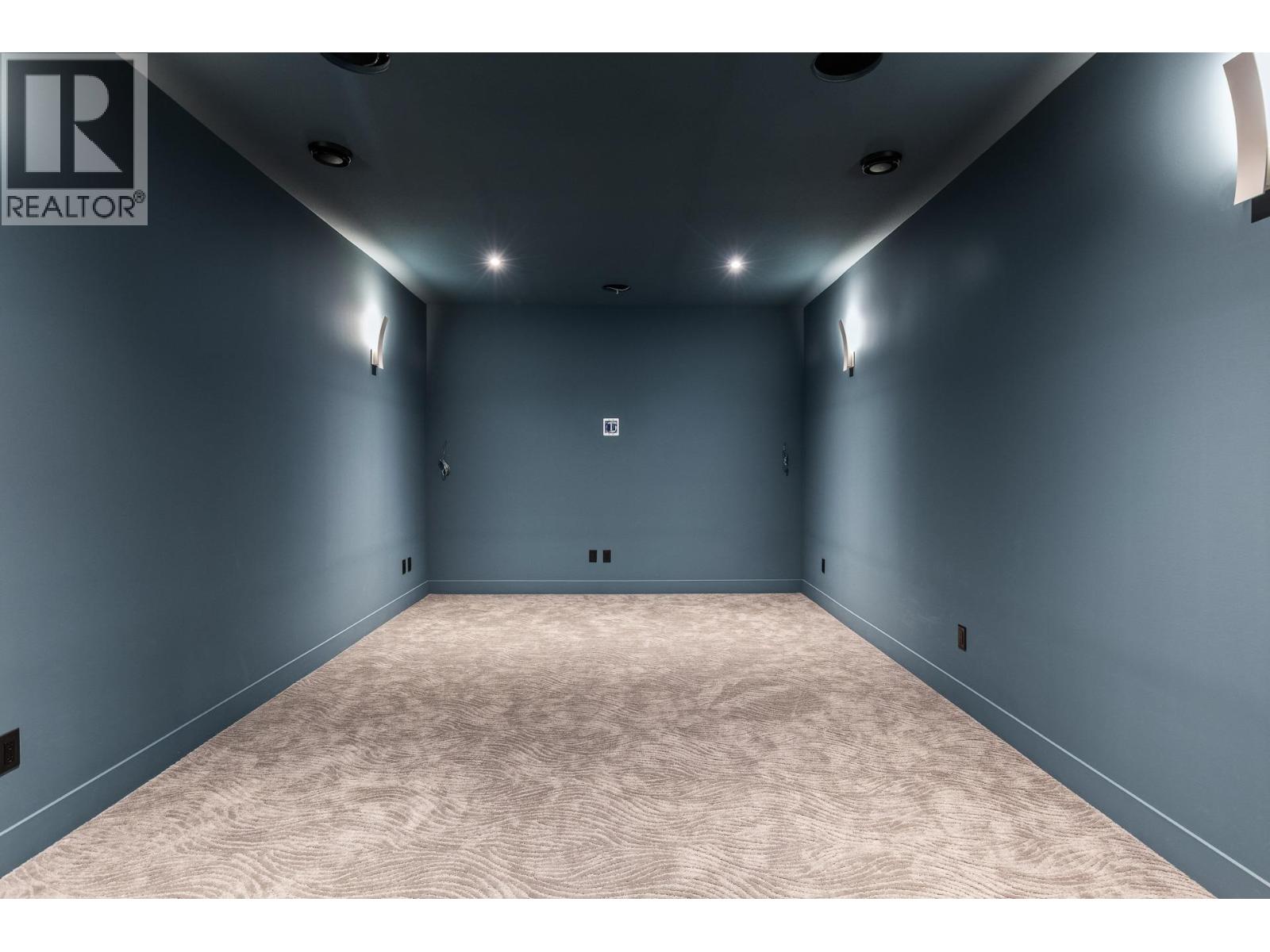 1068 Clarance Avenue, Kelowna, British Columbia  V1W 5M6 - Photo 50 - 10378386