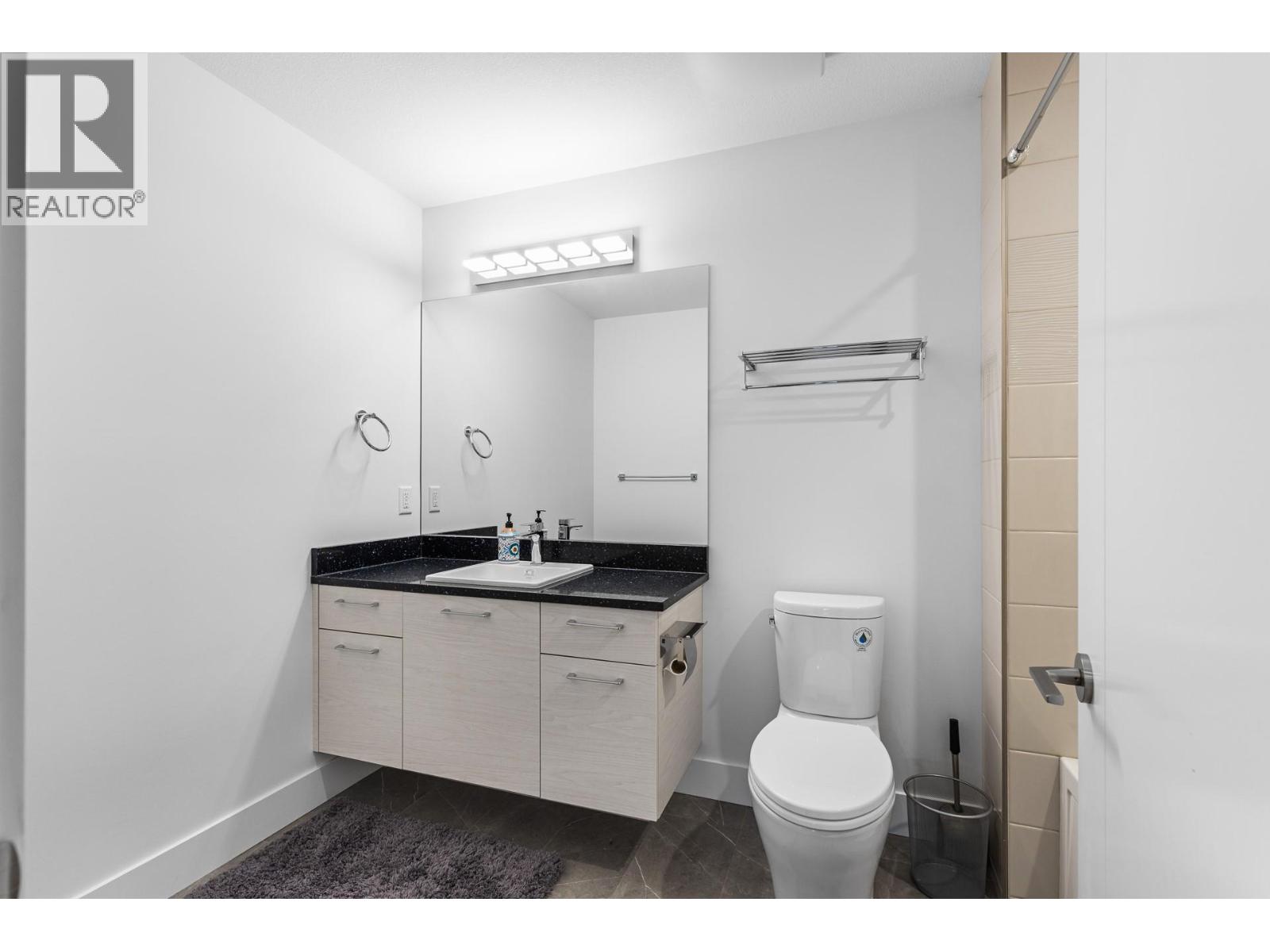 1068 Clarance Avenue, Kelowna, British Columbia  V1W 5M6 - Photo 52 - 10378386