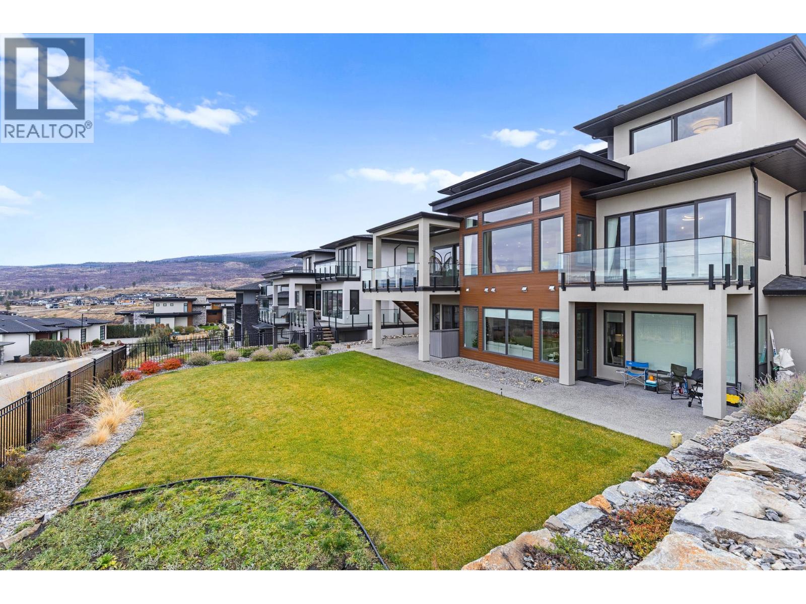 1068 Clarance Avenue, Kelowna, British Columbia  V1W 5M6 - Photo 64 - 10378386