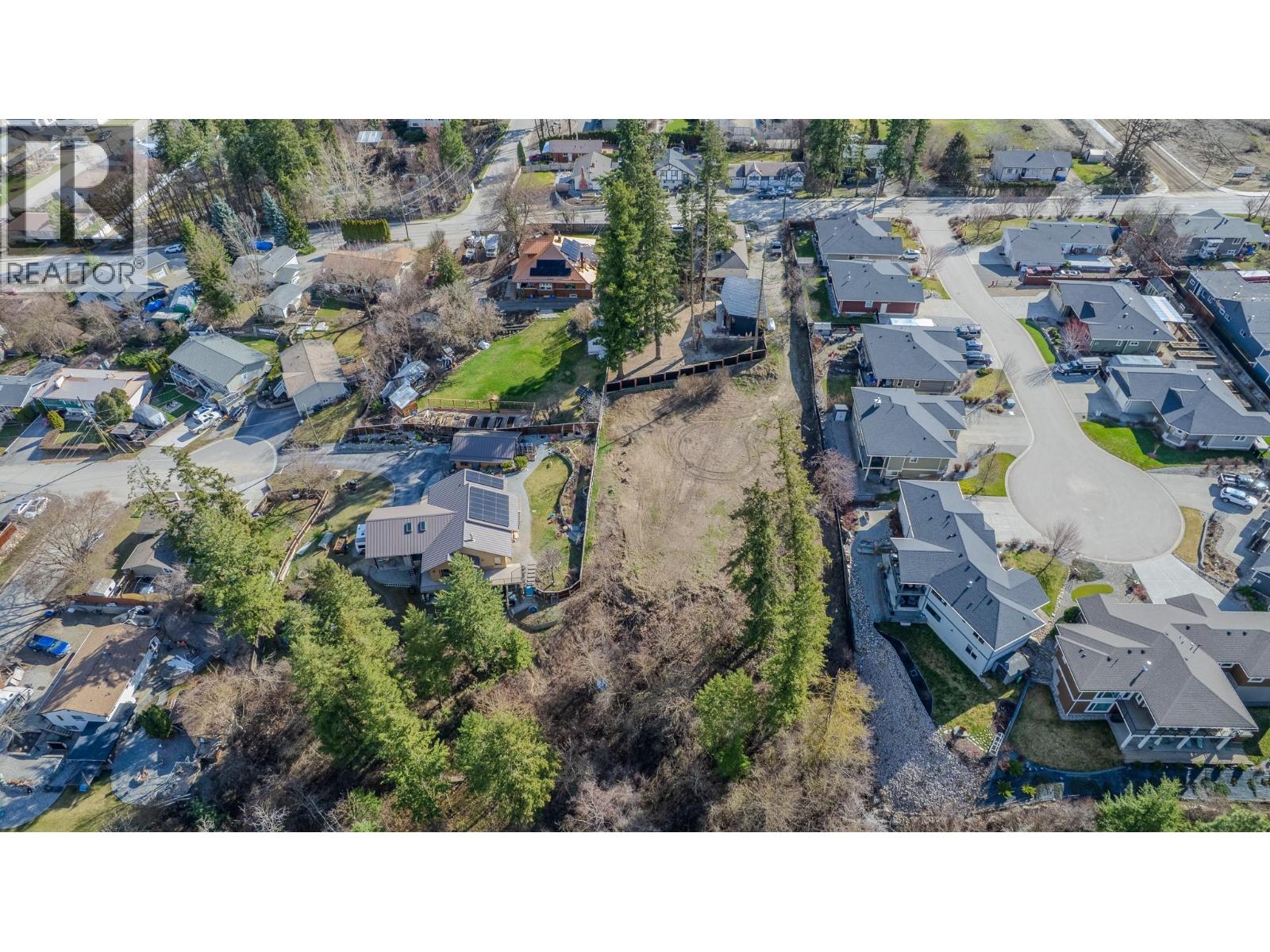2445 Okanagan Street, Armstrong, British Columbia  V0E 1B1 - Photo 7 - 10380554