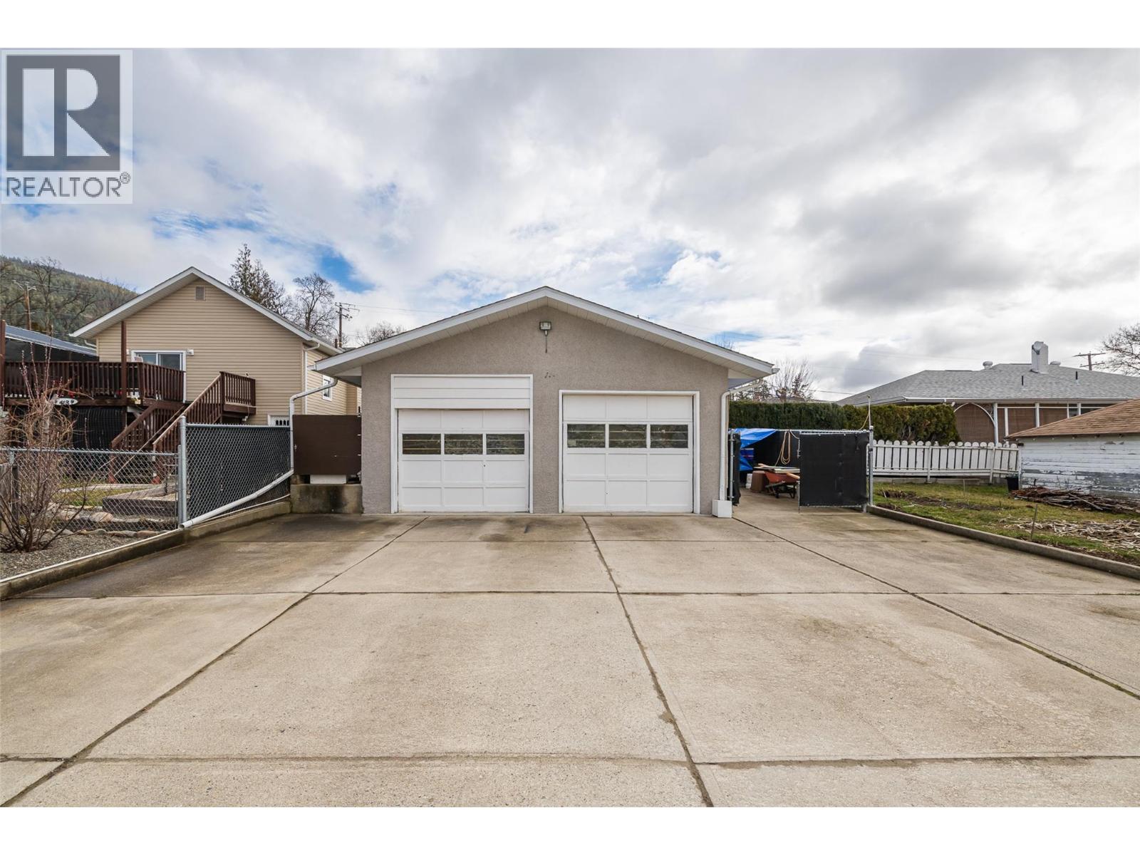 407 10th Avenue N, Creston, British Columbia  V0B 1G4 - Photo 5 - 10380795