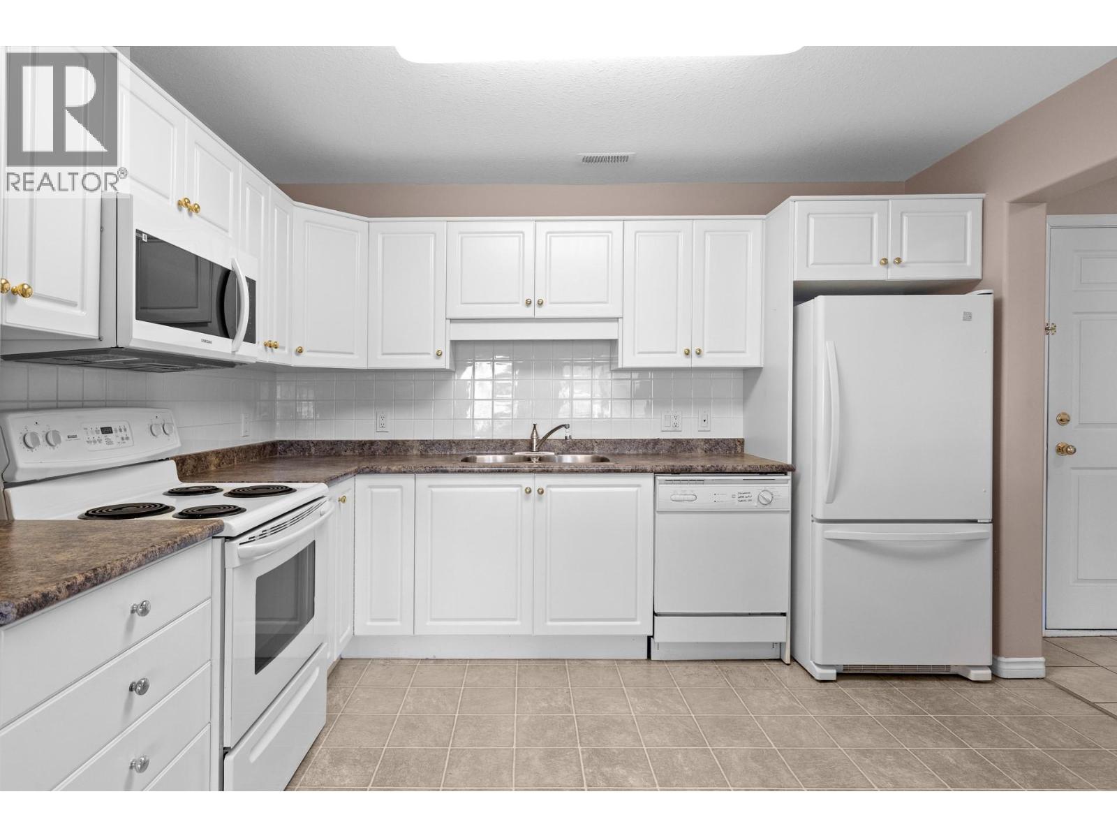 1966 Durnin Road Unit# 303, Kelowna, British Columbia  V1X 7Z2 - Photo 11 - 10380542